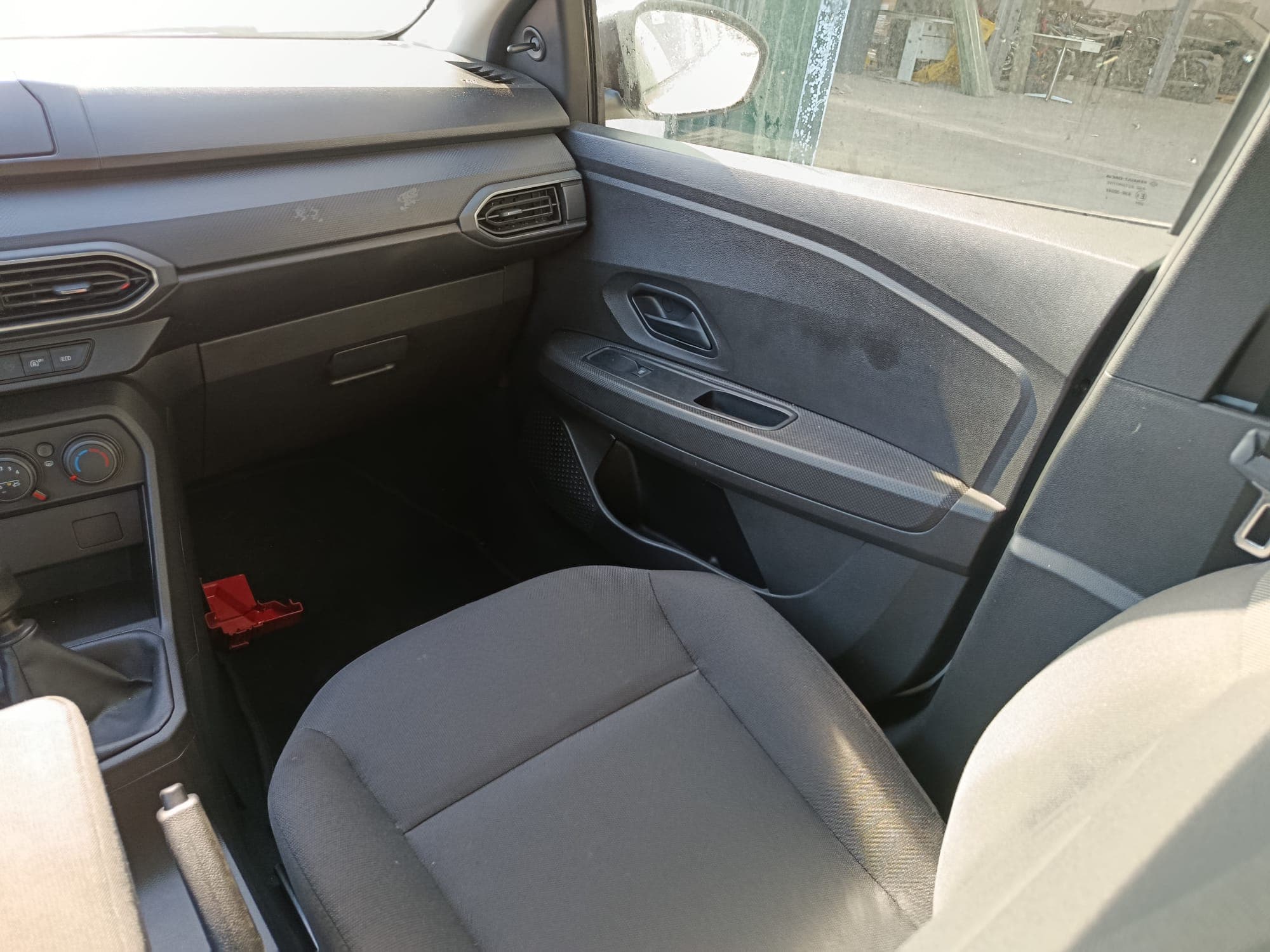 Dacia Sandero · Ano 2022 — image 18