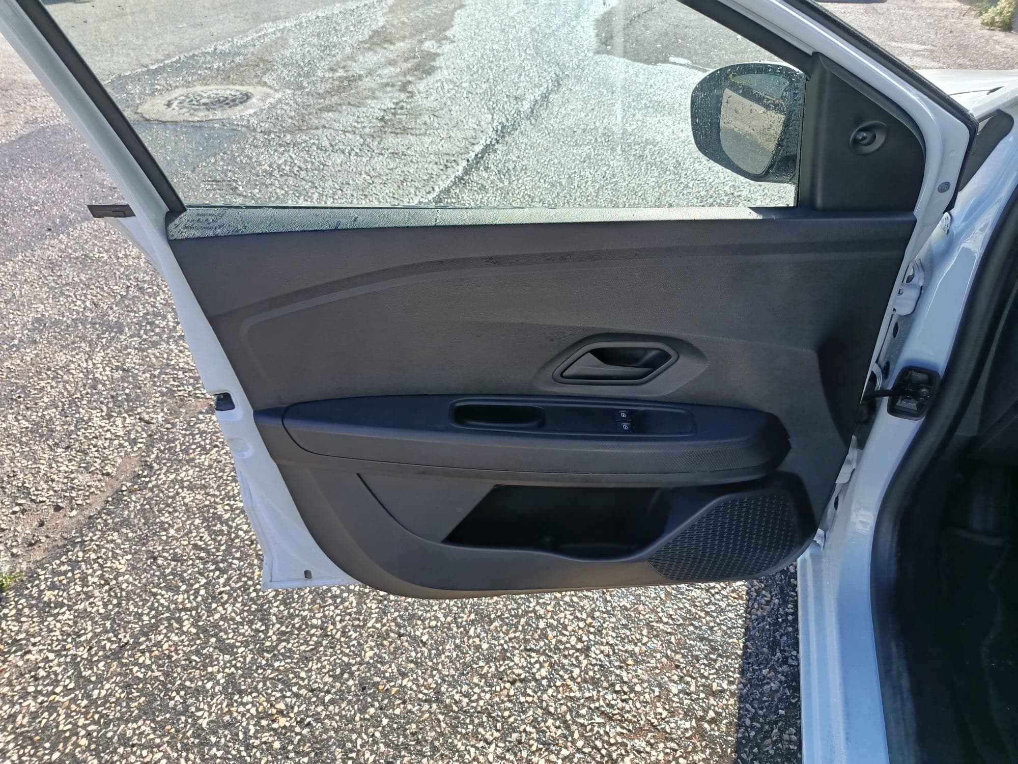 Dacia Sandero · Ano 2022 — image 16