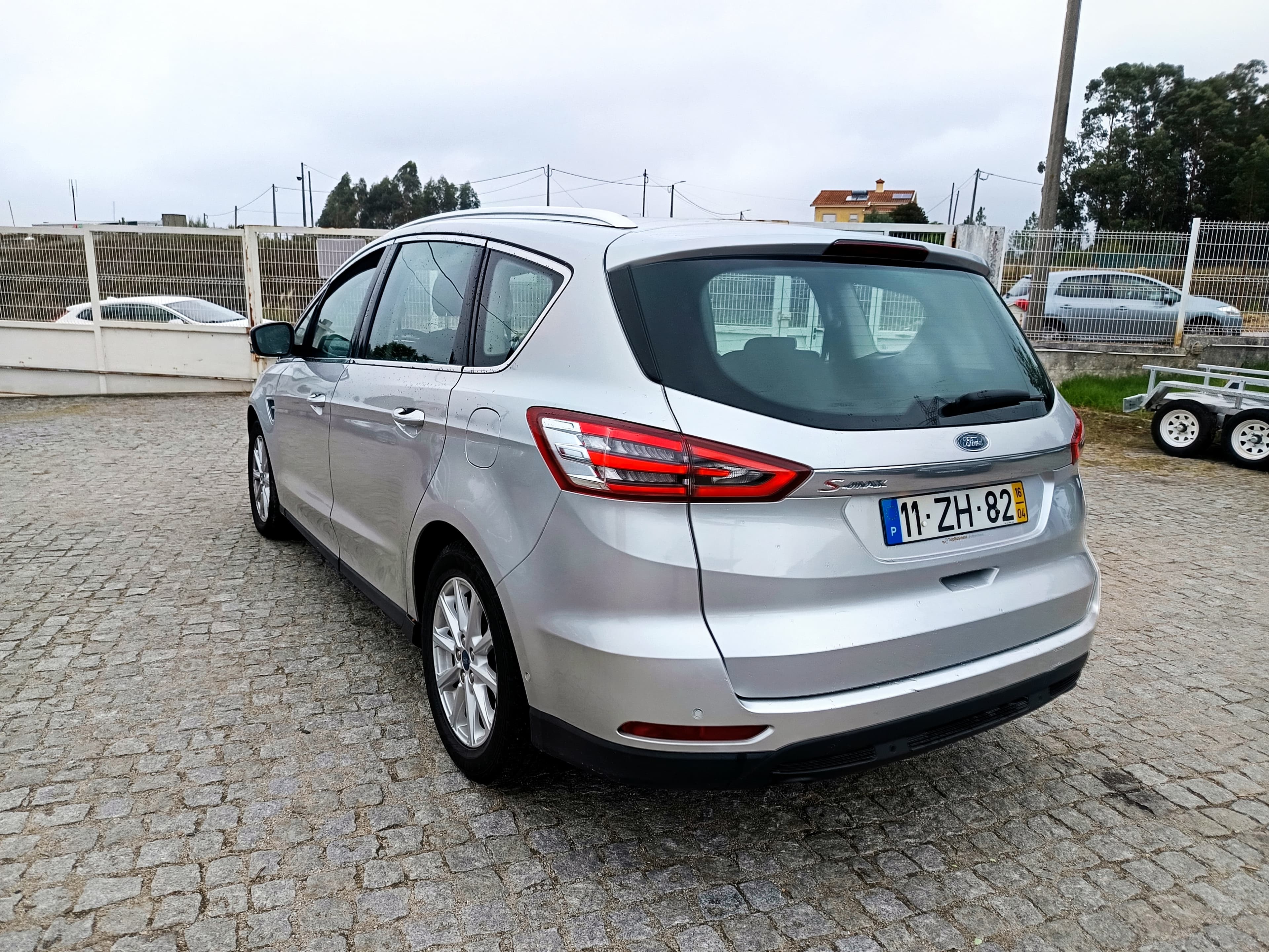 Ford S-Max · Ano 2016 — imagem 7