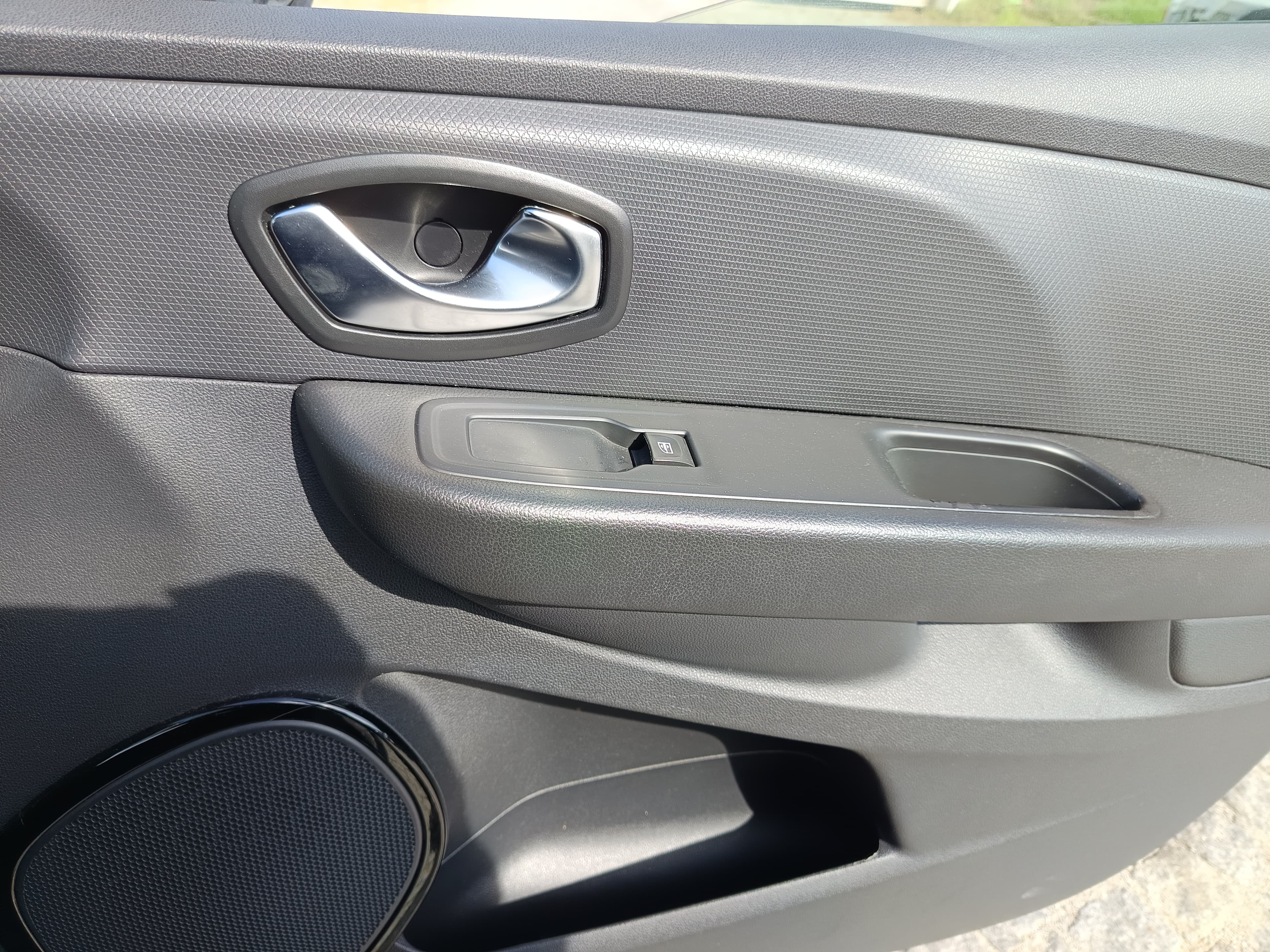 Renault Clio · Ano 2020 — image 21