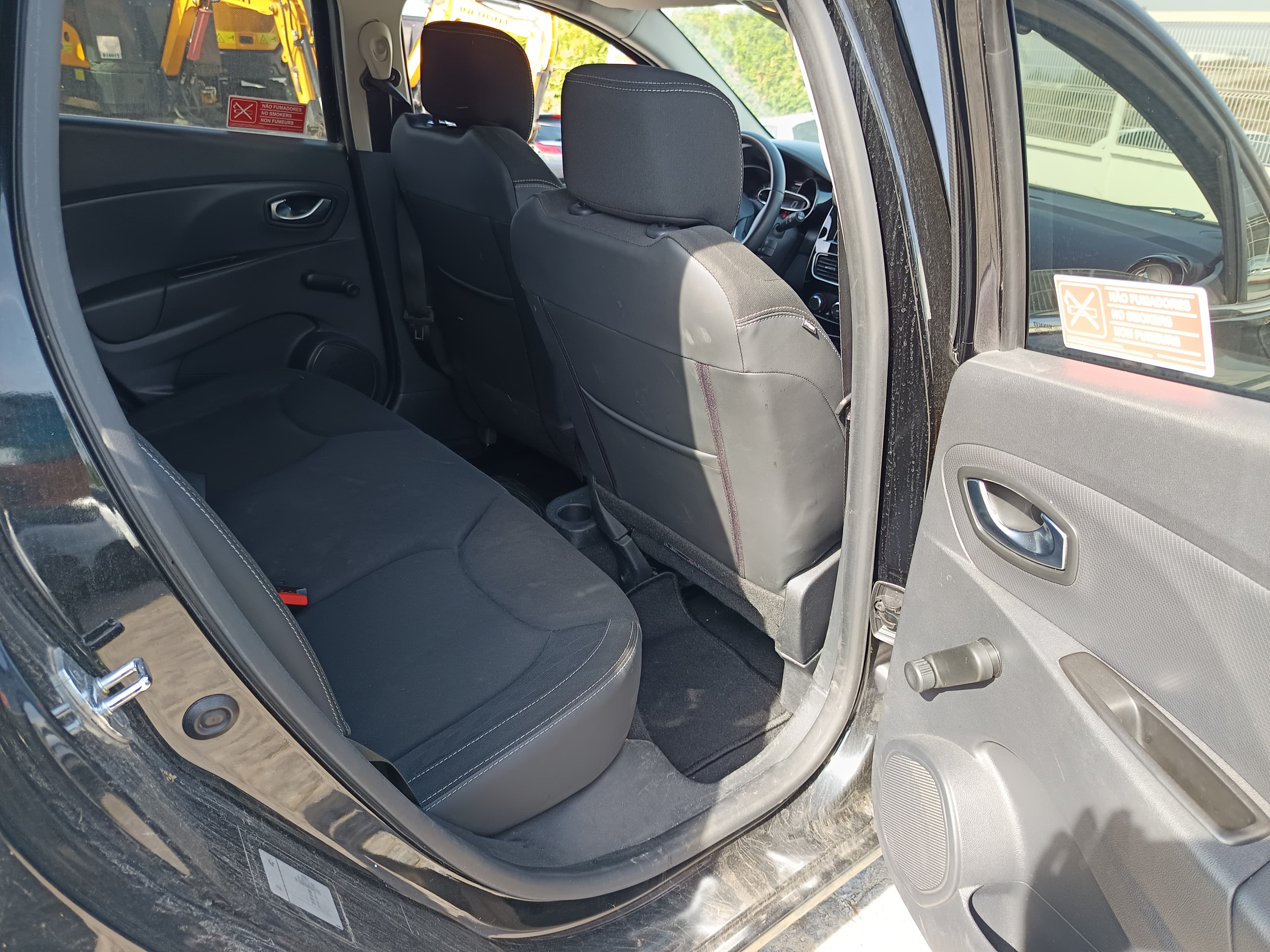 Renault Clio · Ano 2020 — image 16