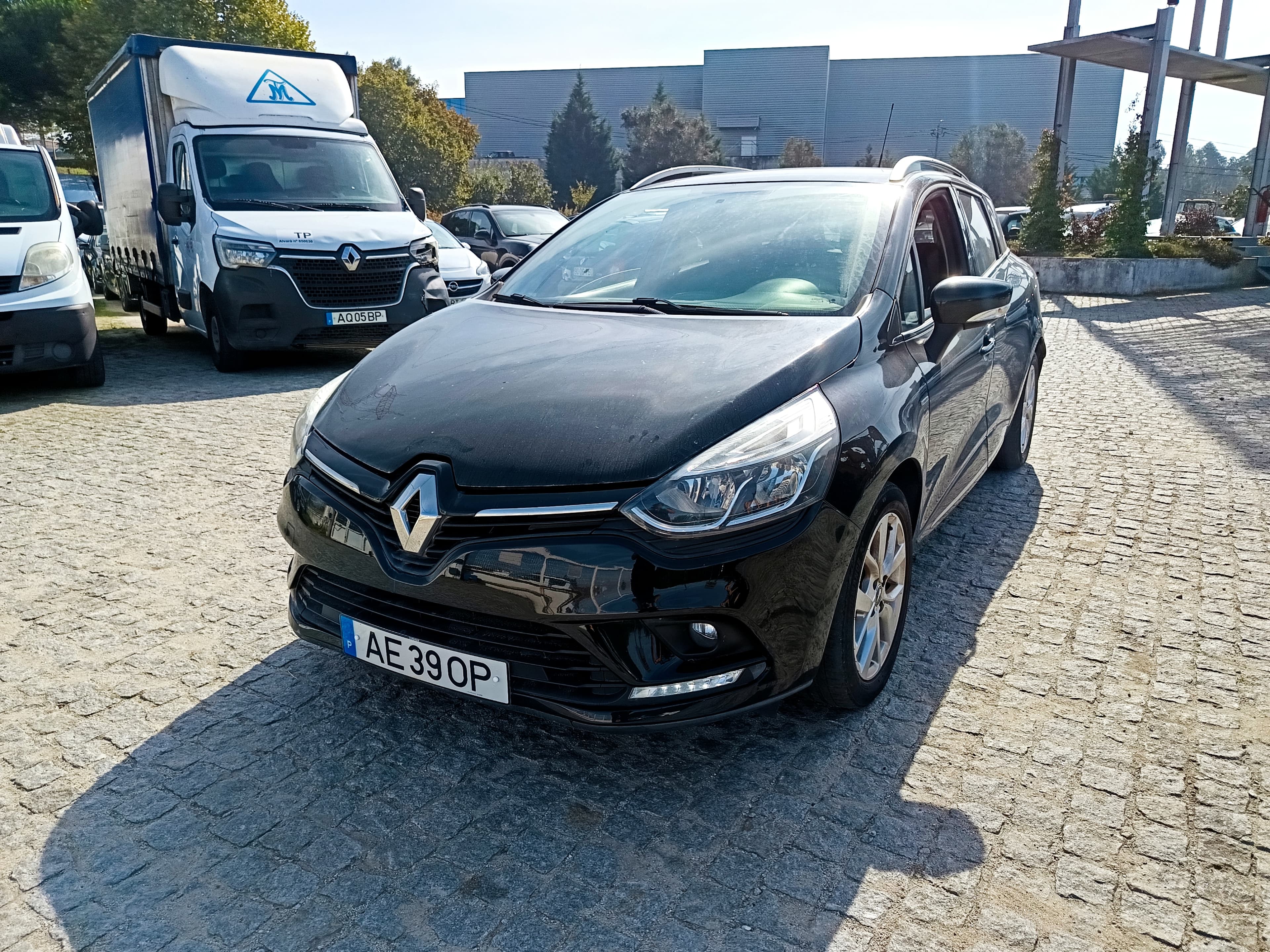 Renault Clio · Ano 2020 — image 1