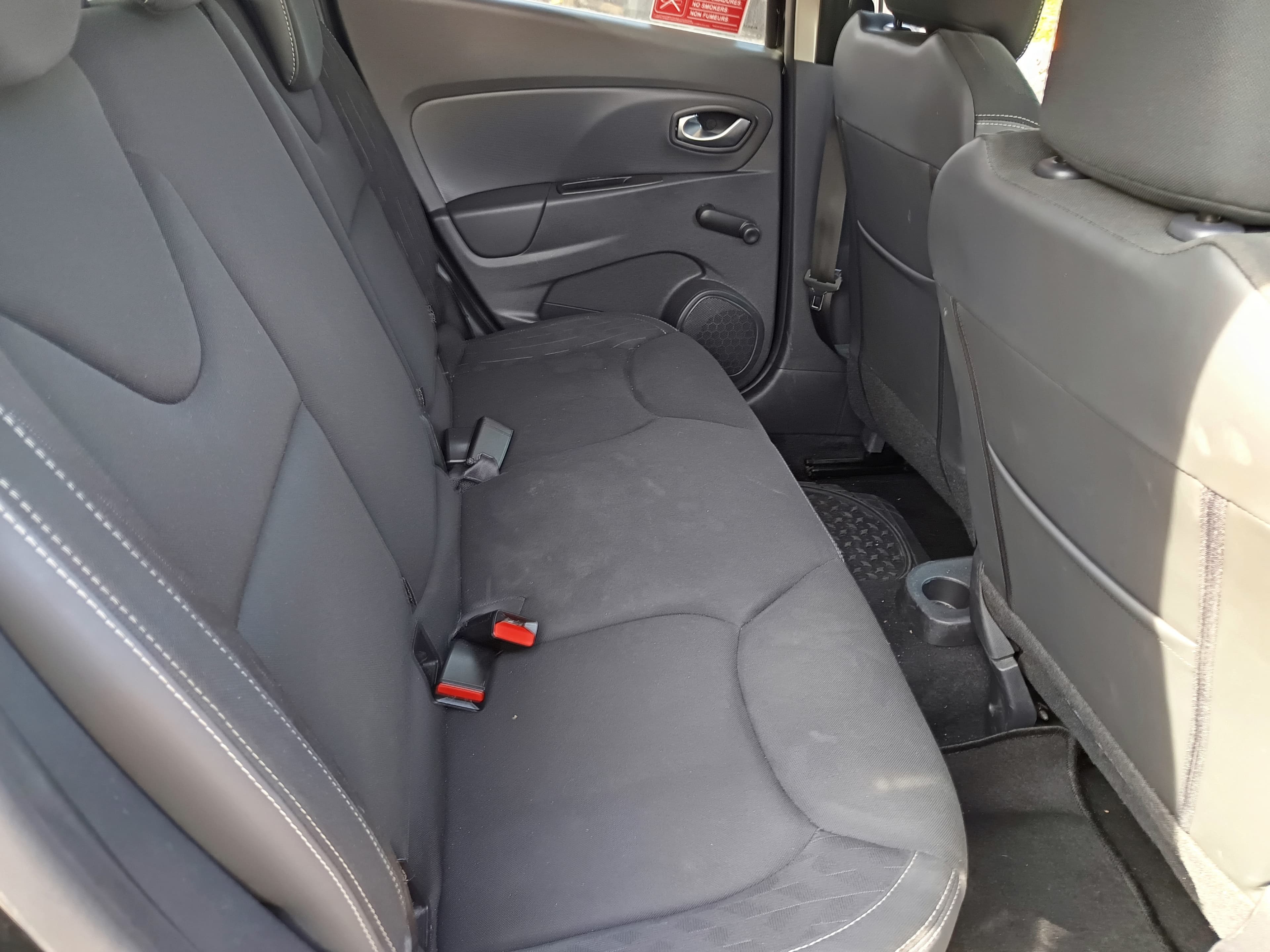 Renault Clio · Ano 2020 — image 19