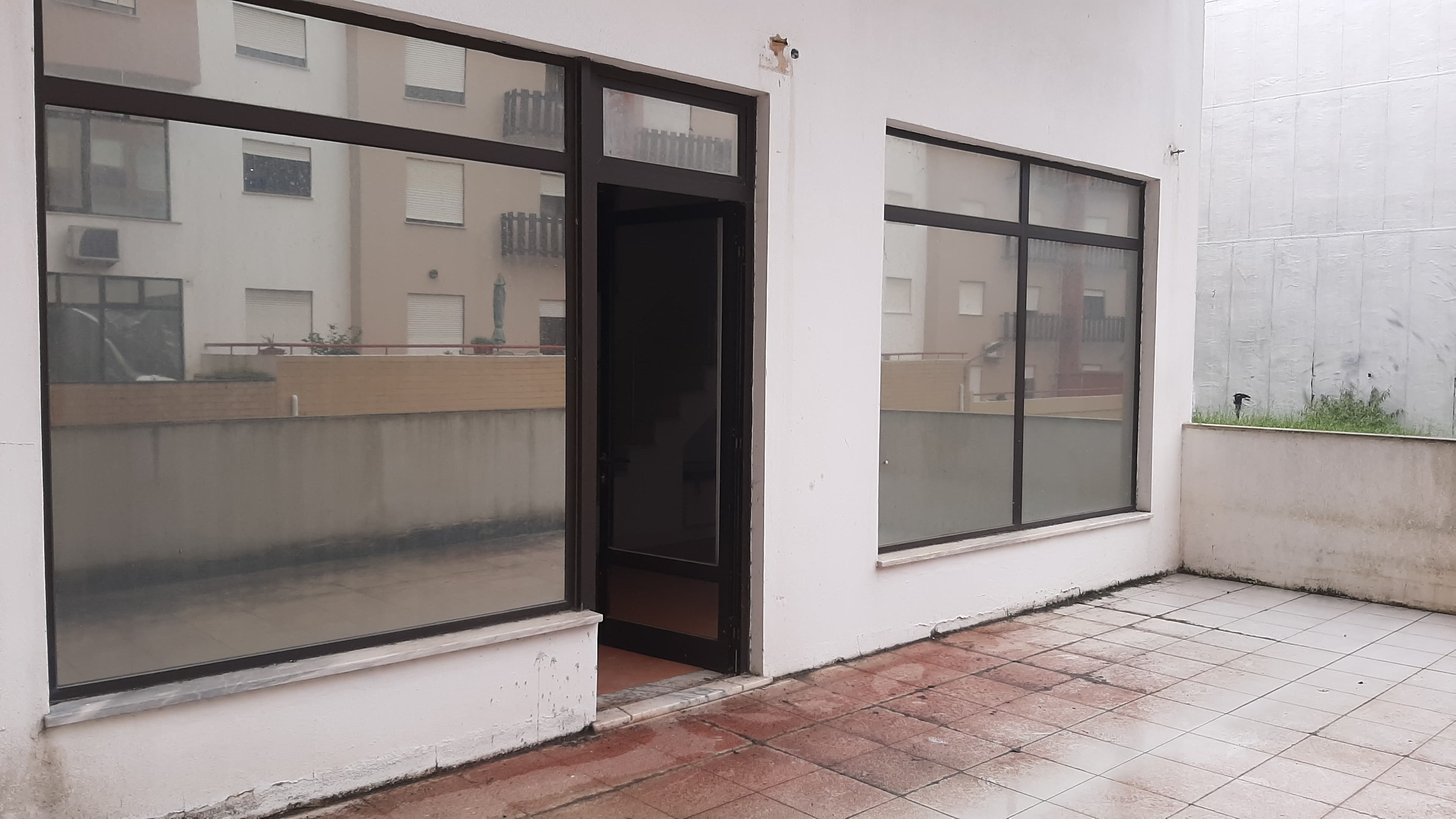 Lojas · Torres Novas, Santarém — imagen 28