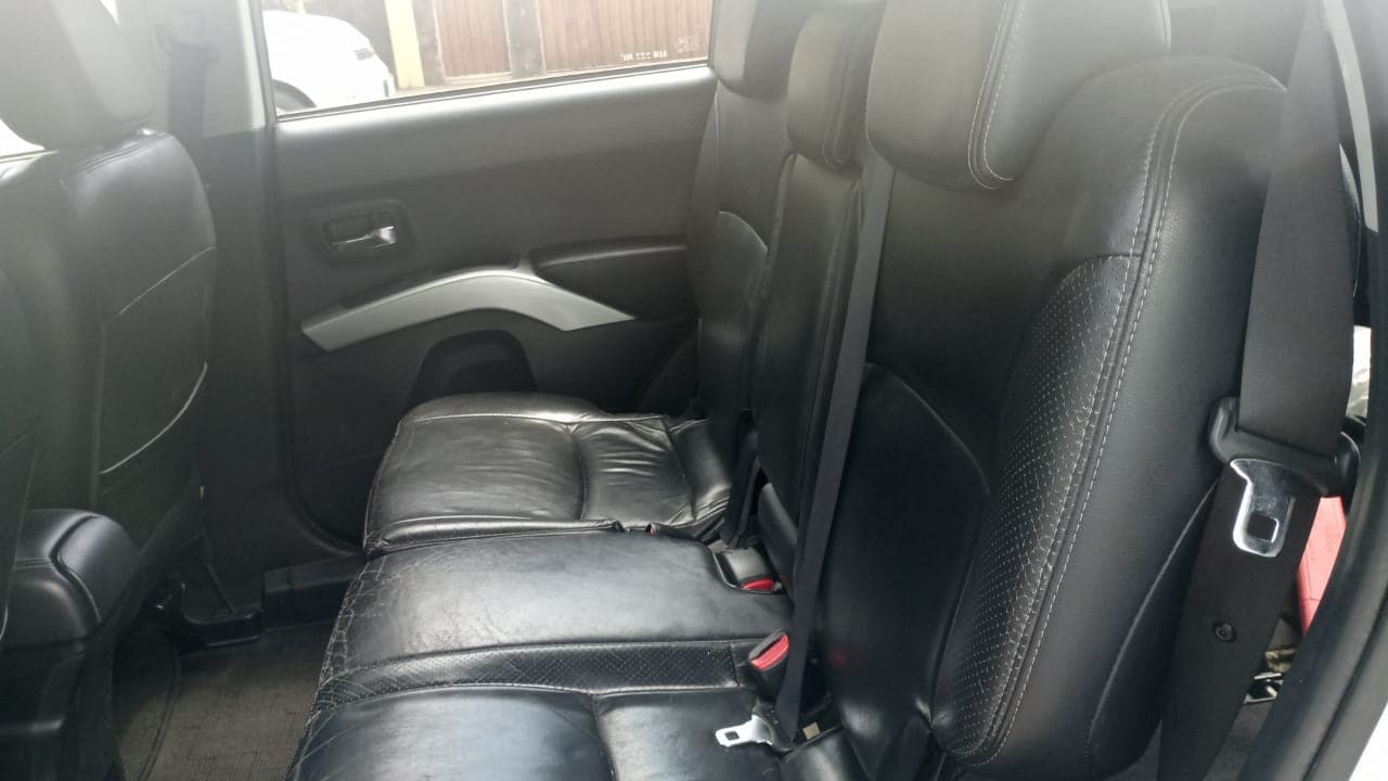 Mitsubishi Outlander 2,60m - 2008 — image 11