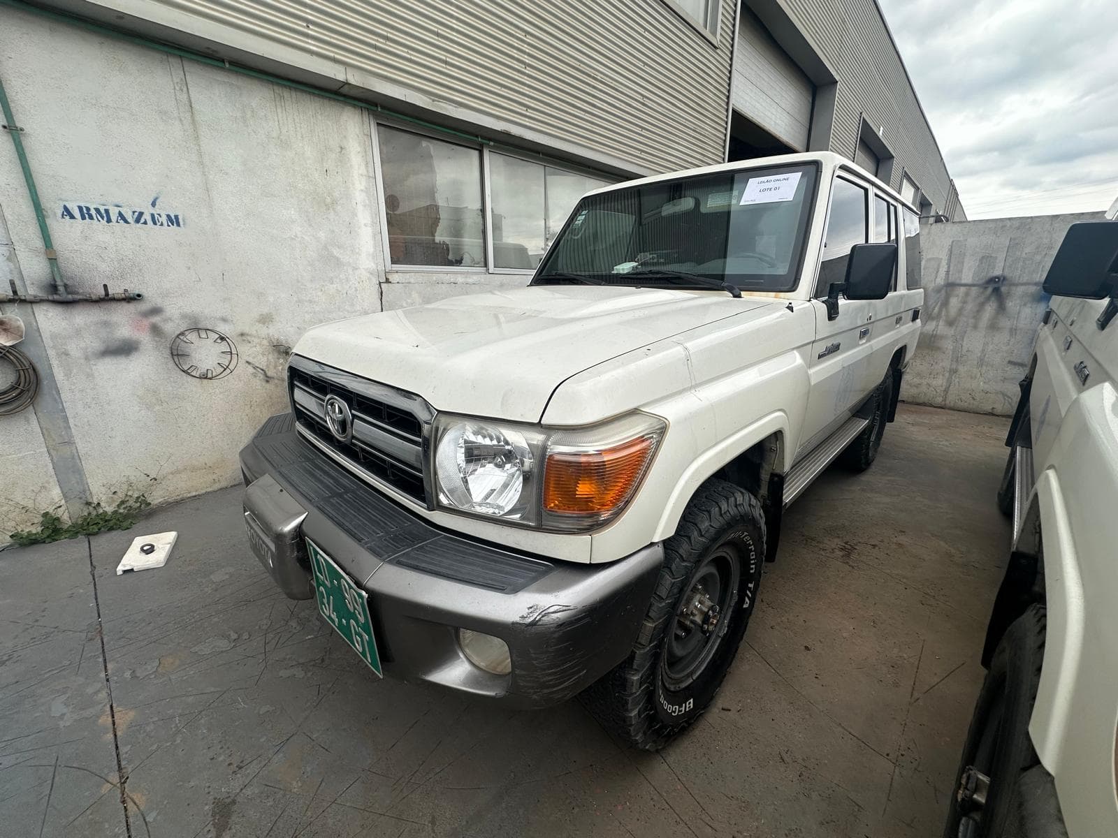 TOYOTA LAND CRUISER — image 1
