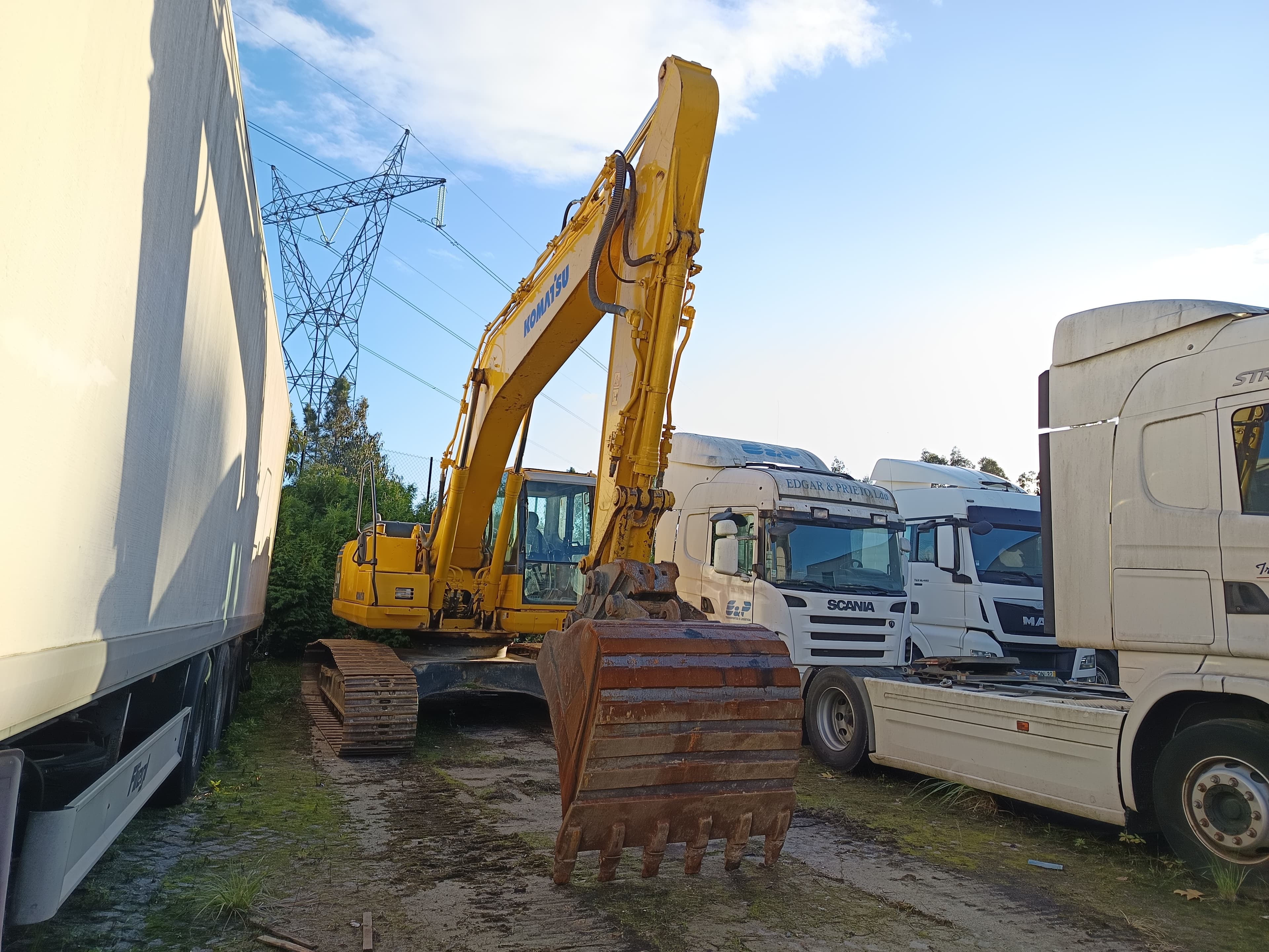 Giratória de Rastos Komatsu PC 210 LC-8 · Ano 2007 — imagen 2