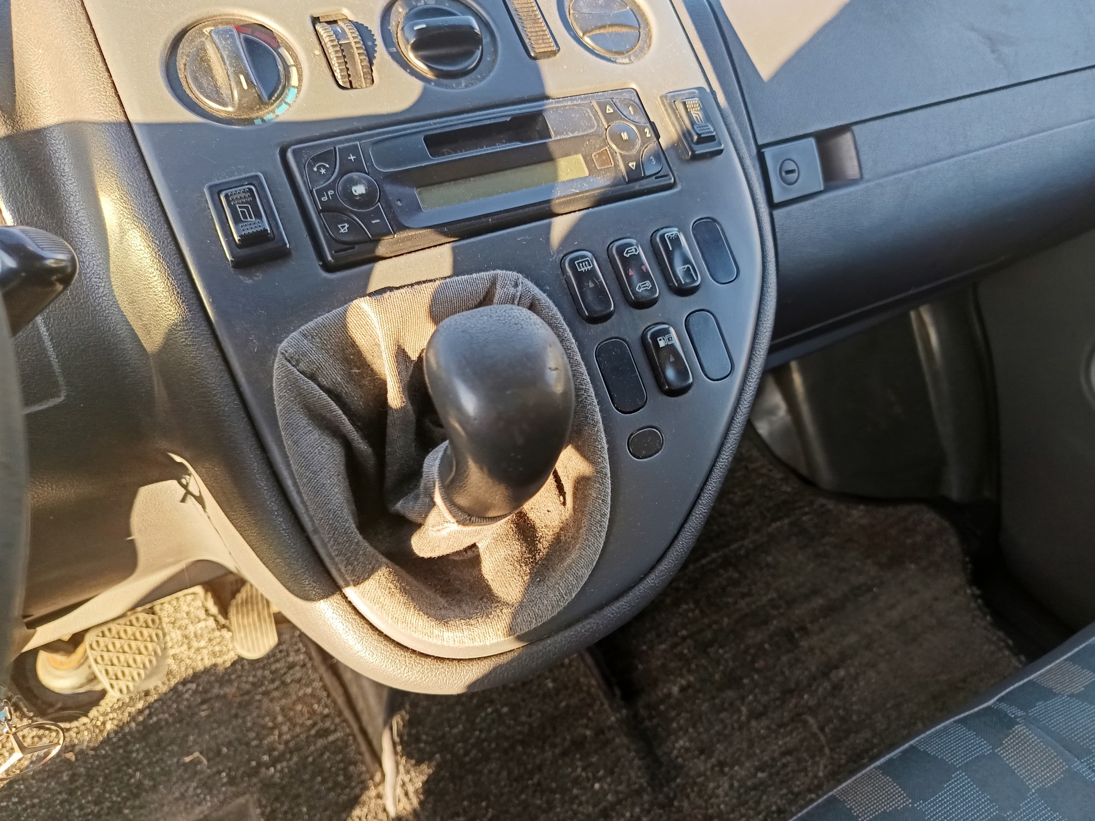 Mercedes-Benz Vito 110 CDI · Ano 2003 — imagen 26