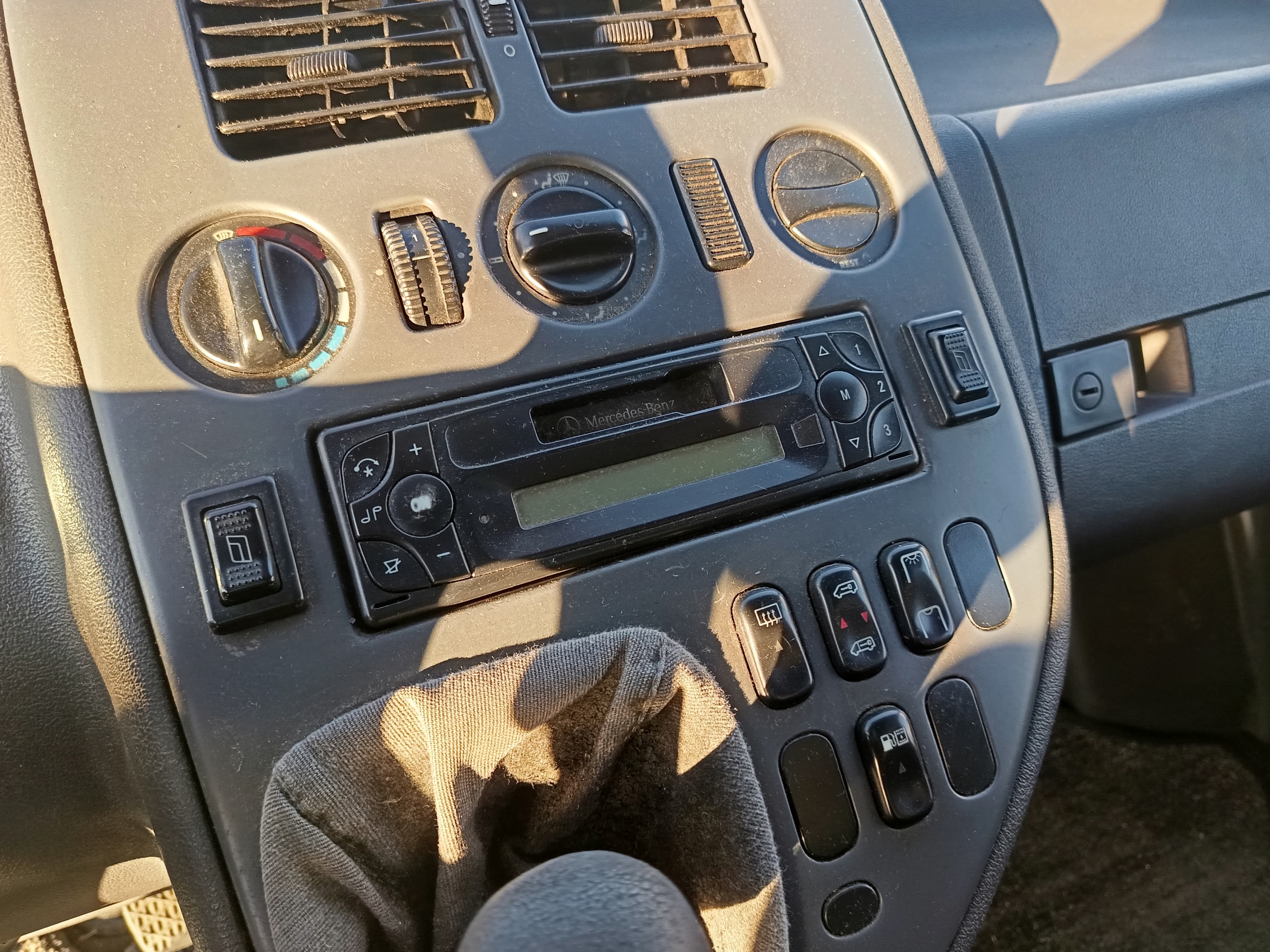 Mercedes-Benz Vito 110 CDI · Ano 2003 — imagen 25
