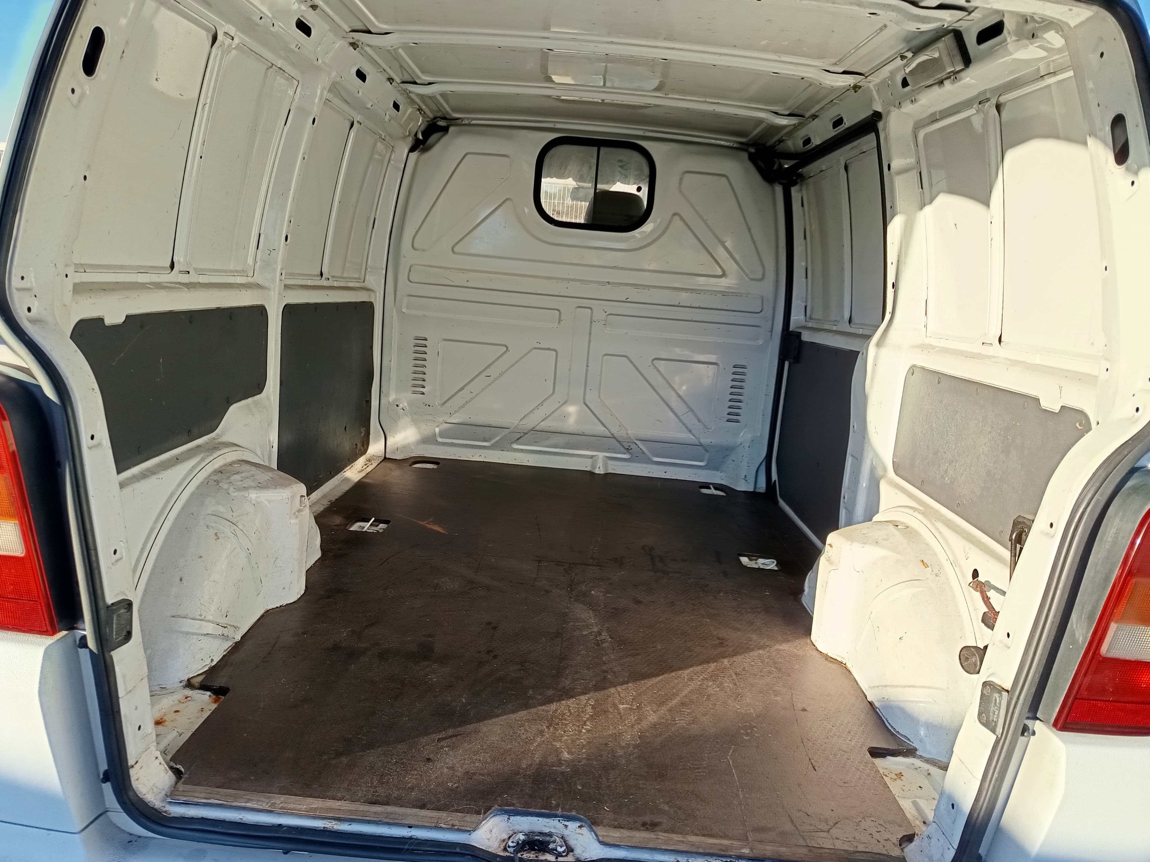 Mercedes-Benz Vito 110 CDI · Ano 2003 — imagen 21