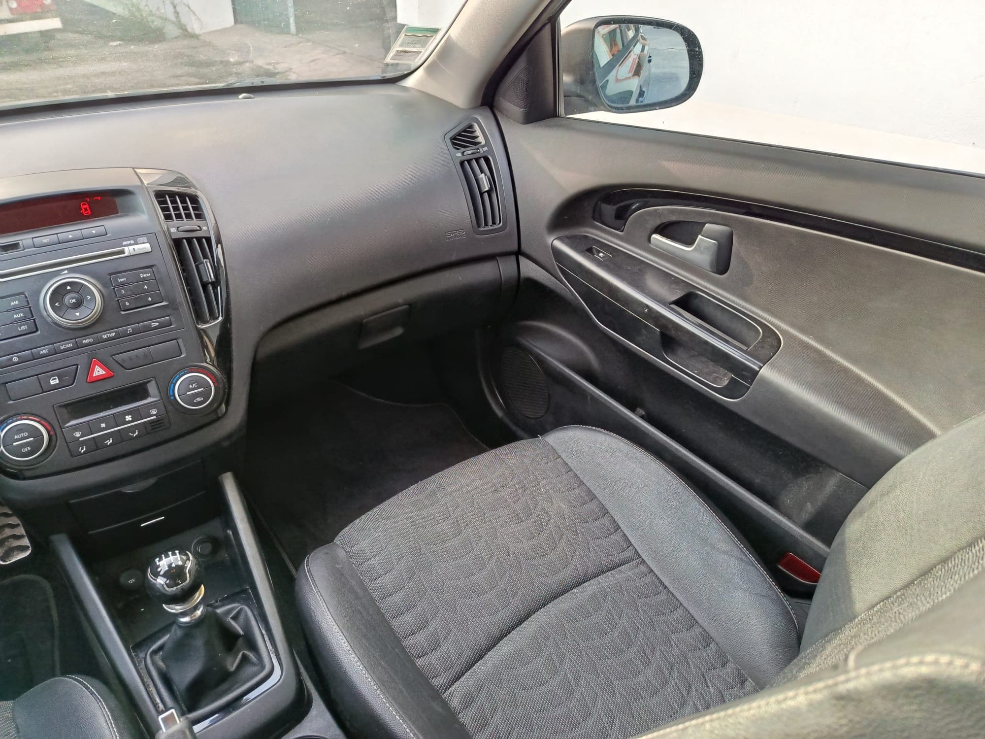 Kia Ceed · Ano 2011 — image 17