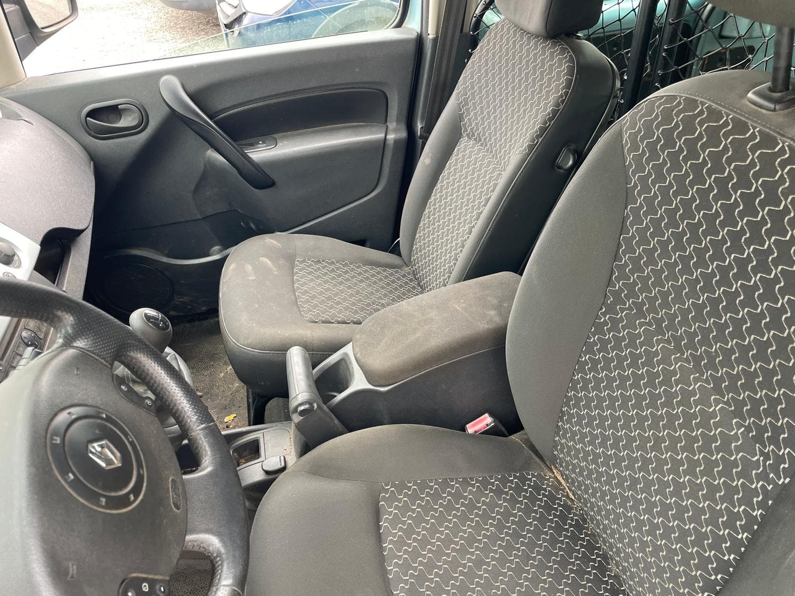 Renault Kangoo · Ano 2012 — imagem 10