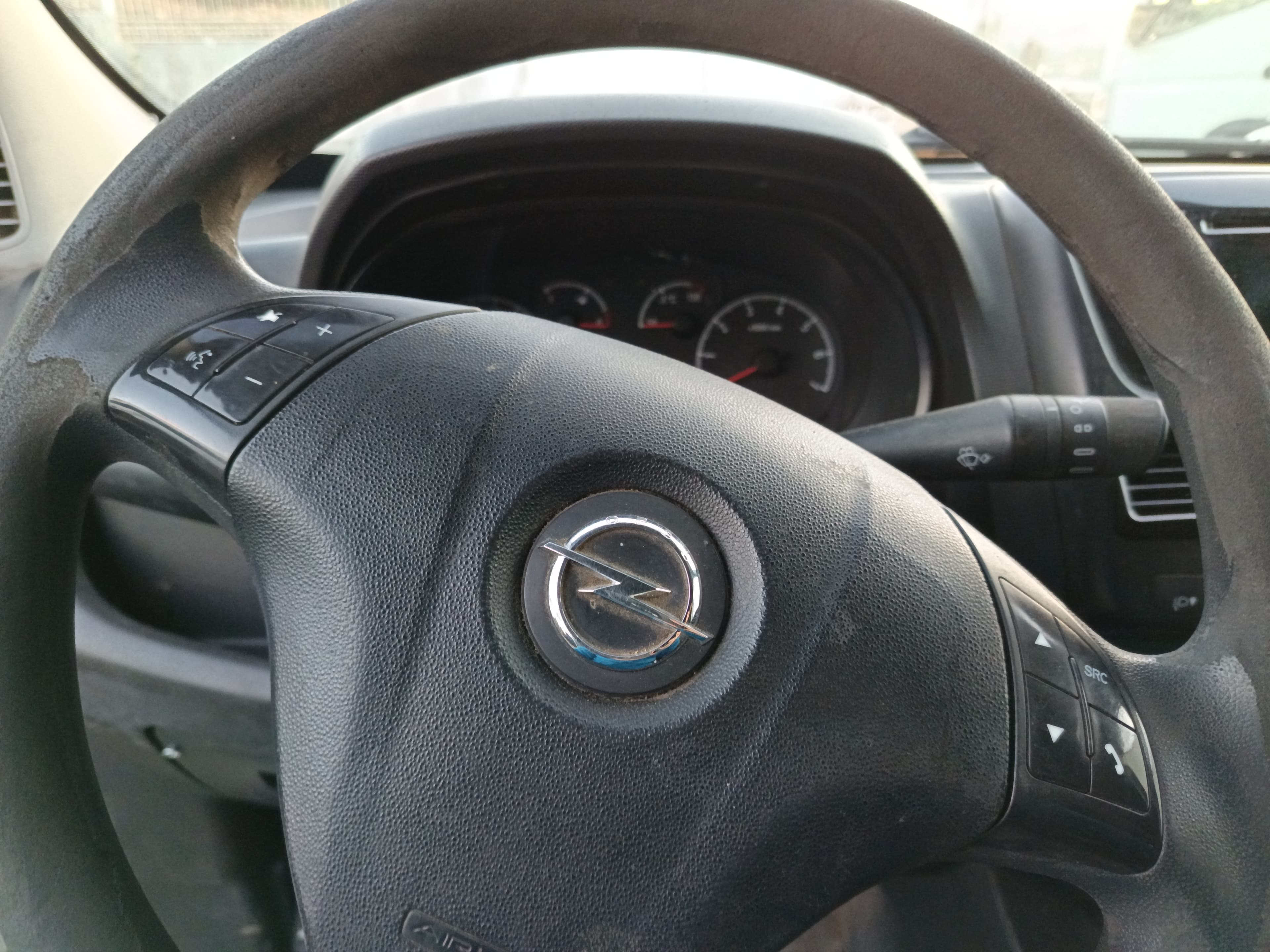Opel Combo · Ano 2017 — imagen 27