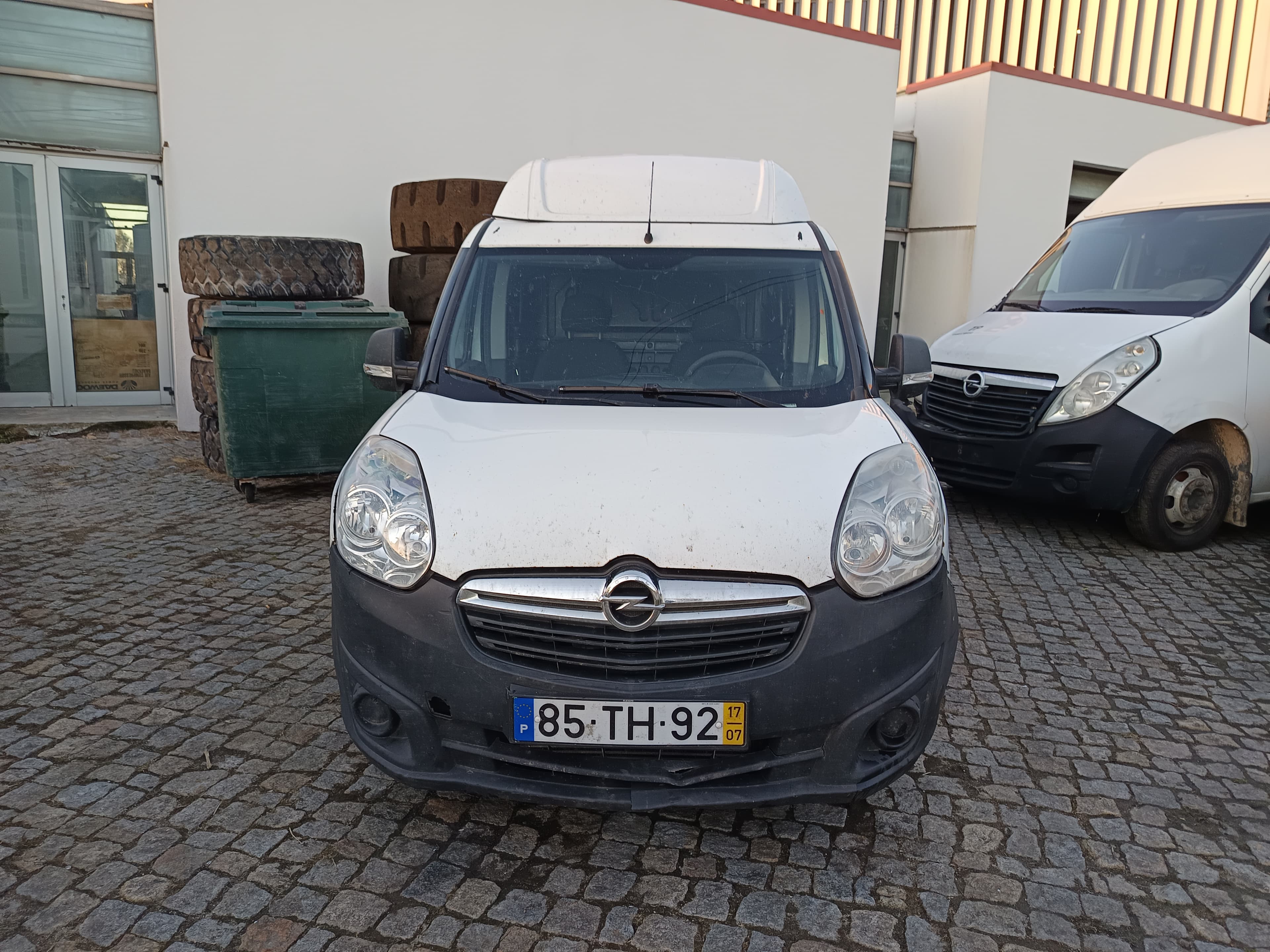 Opel Combo · Ano 2017 — imagen 2