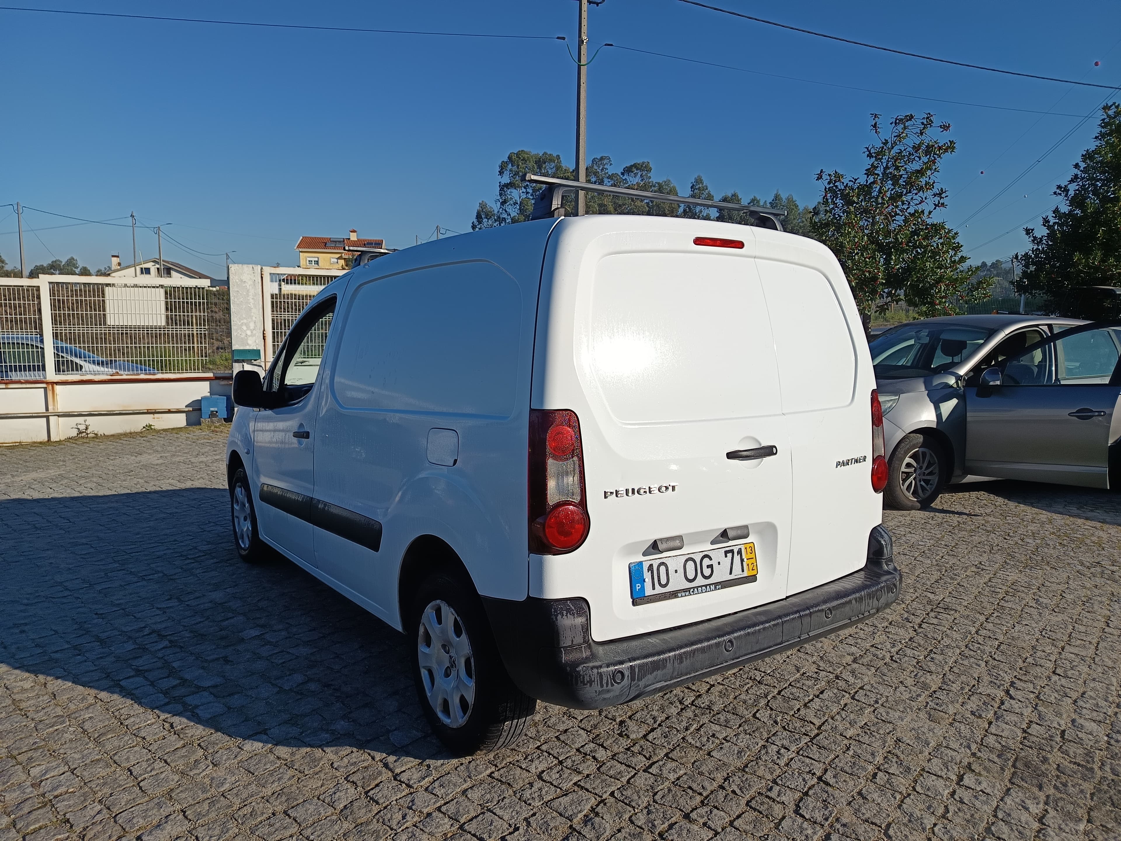 Peugeot Partner · Ano 2013 — imagem 6
