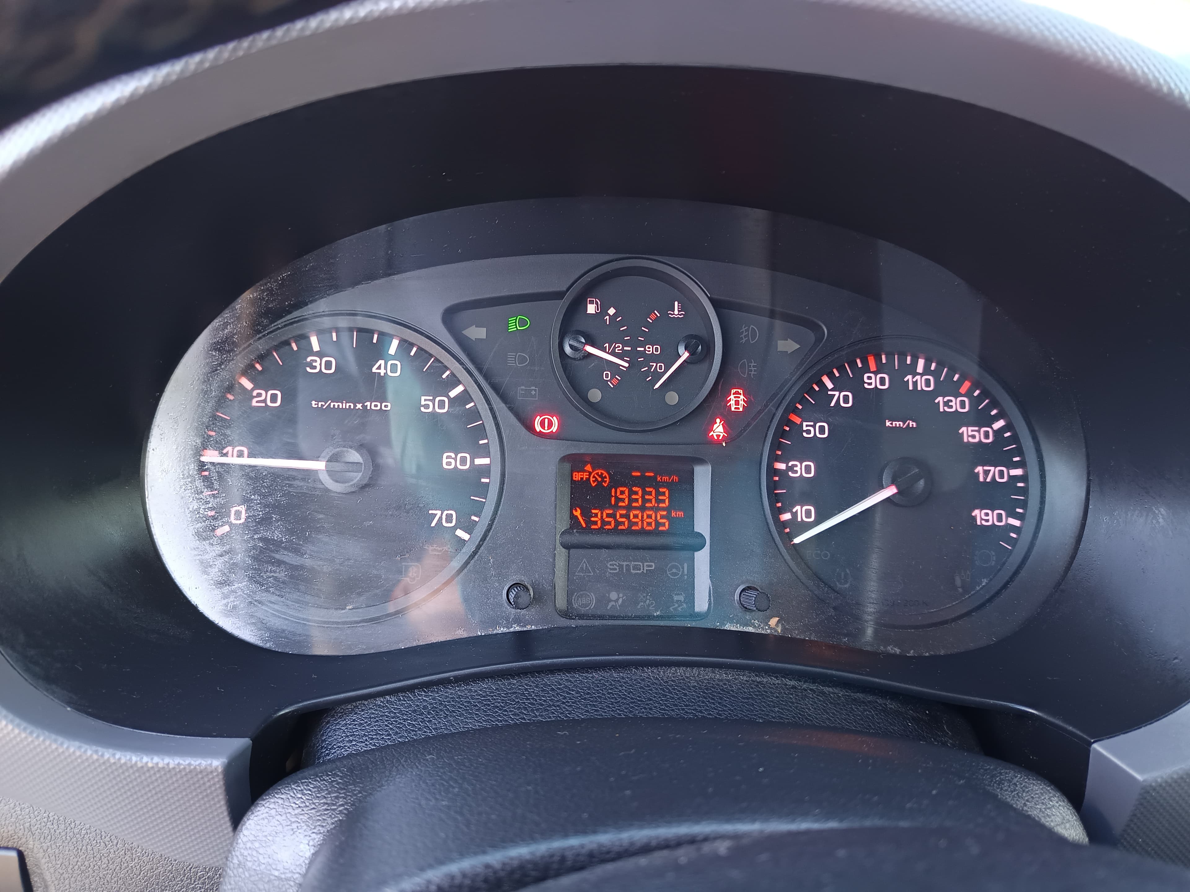 Peugeot Partner · Ano 2013 — imagem 32