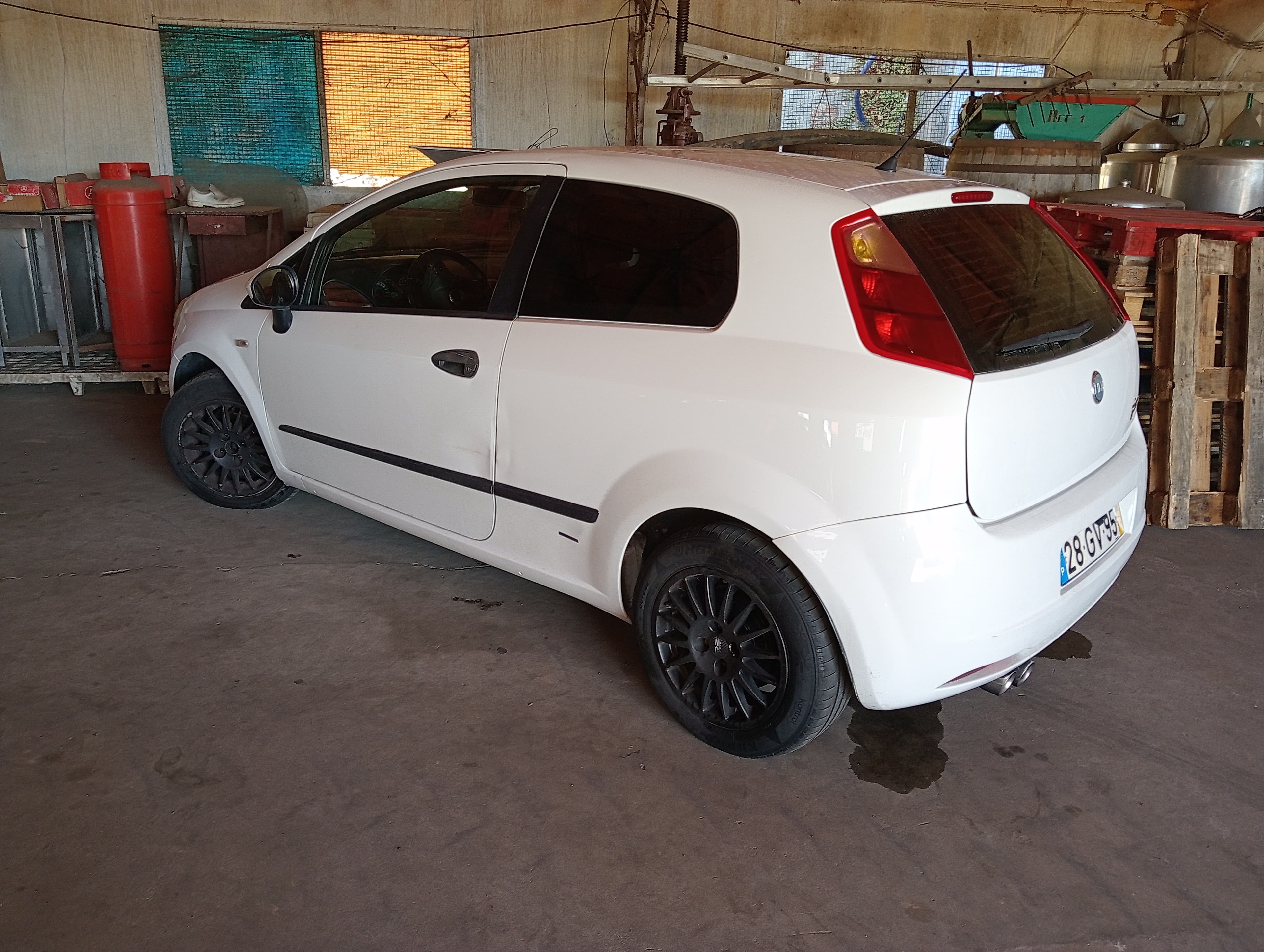 Fiat Punto · Année 2008 — image 2