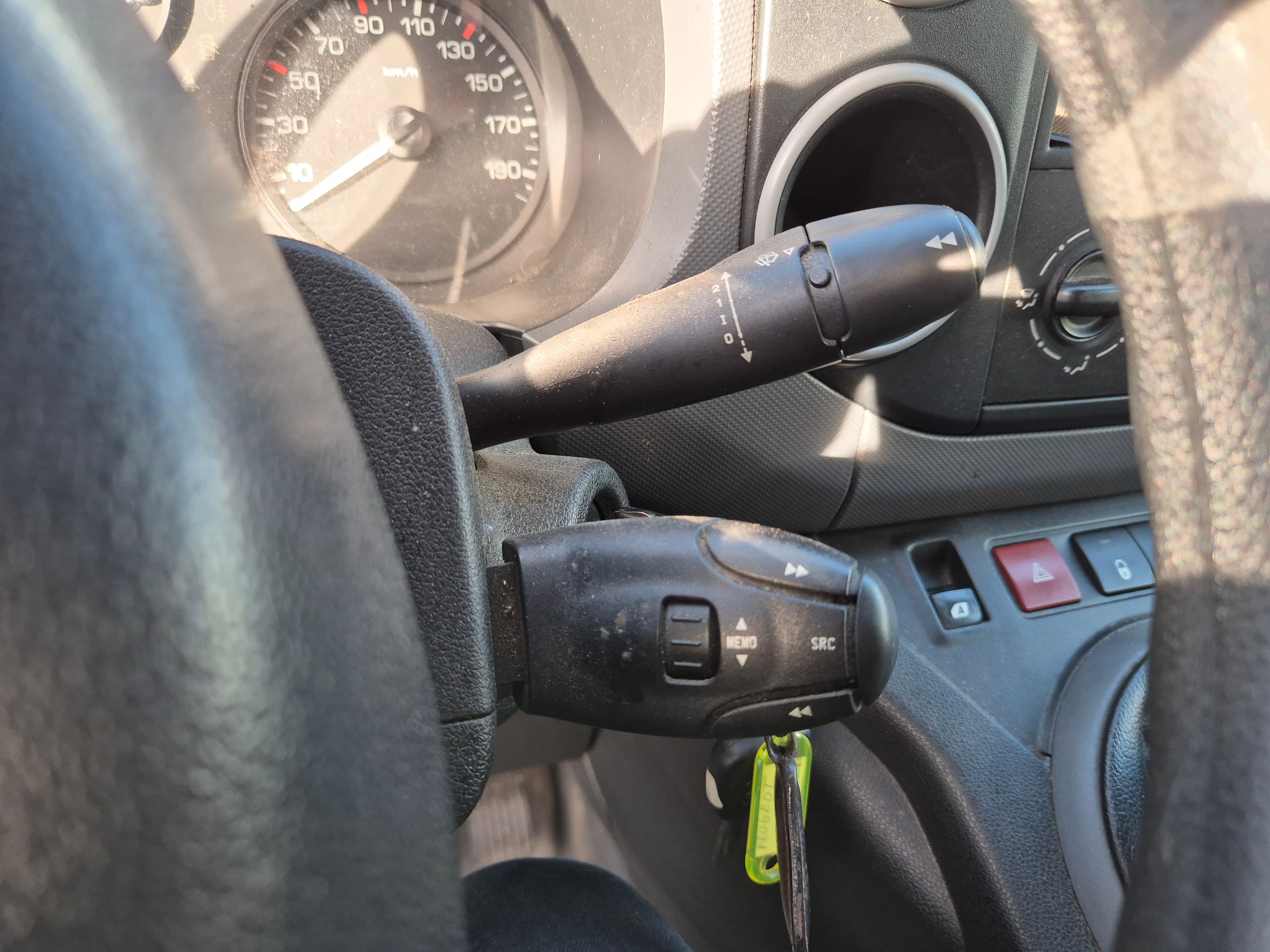 Peugeot Partner · Ano 2013 — image 29