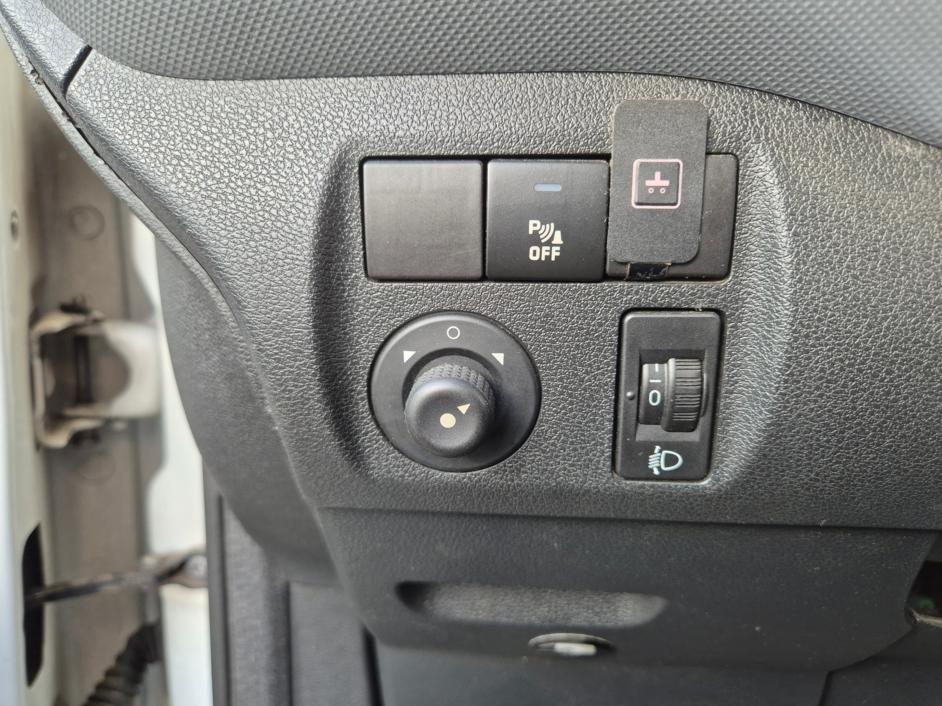 Peugeot Partner · Ano 2013 — image 27