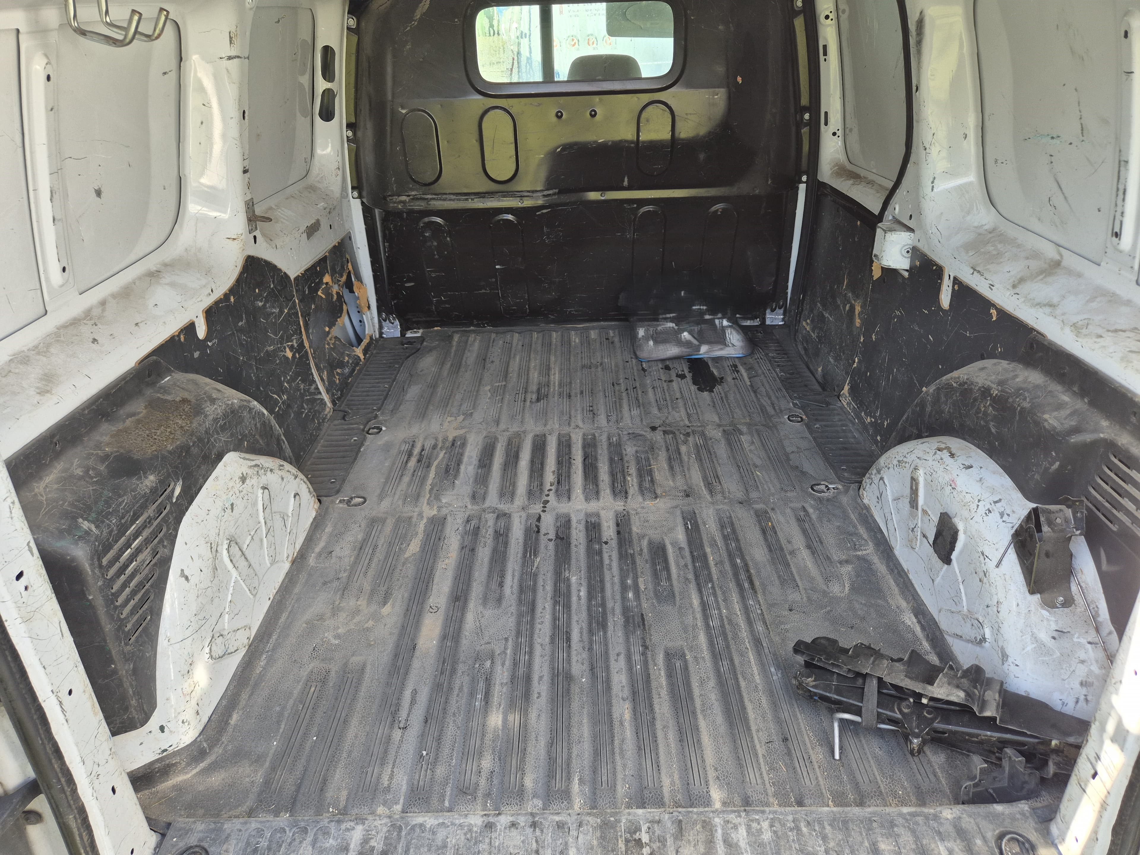 Renault Kangoo · Ano 2015 — imagen 15