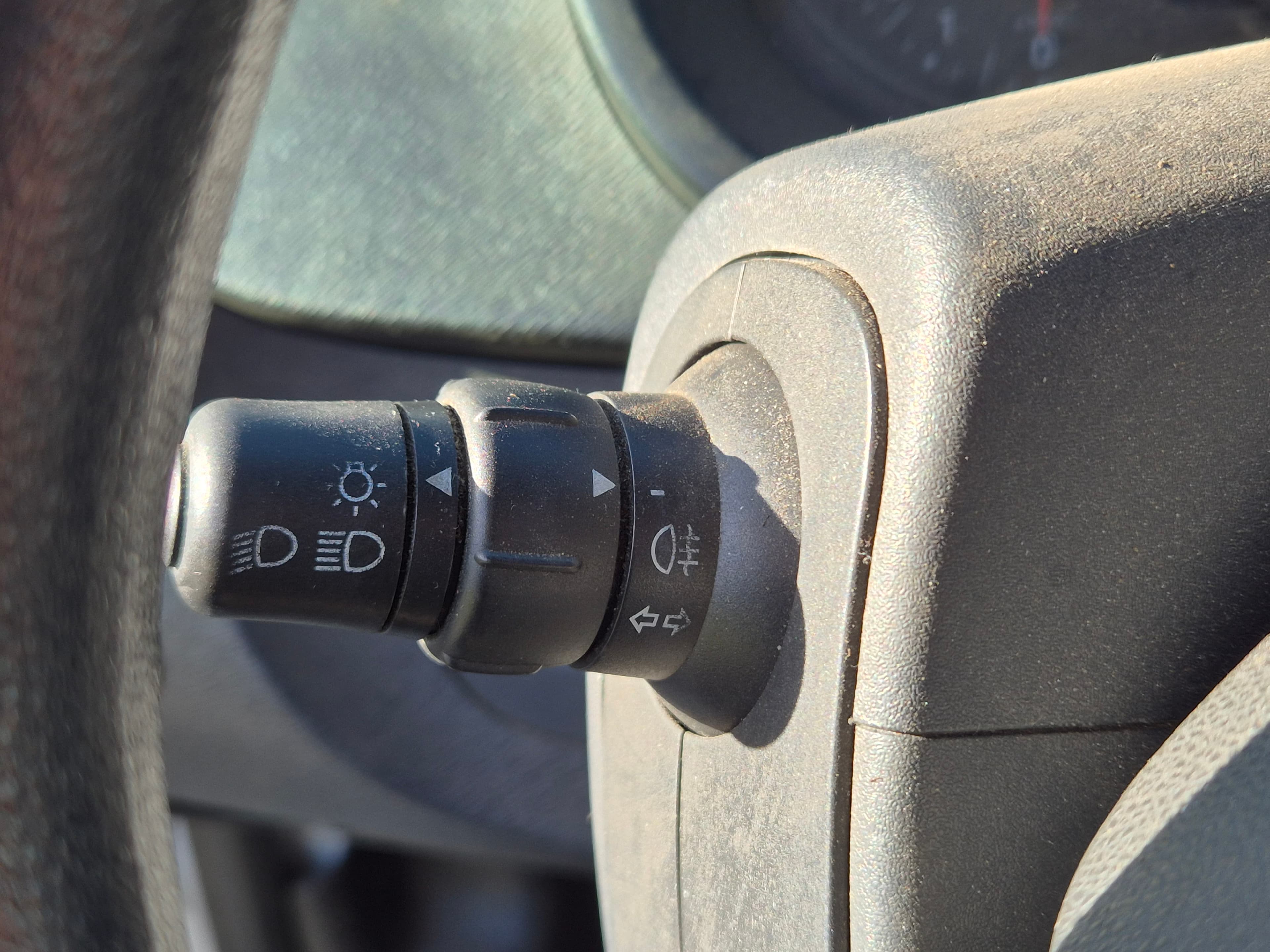 Renault Kangoo · Ano 2015 — imagen 28