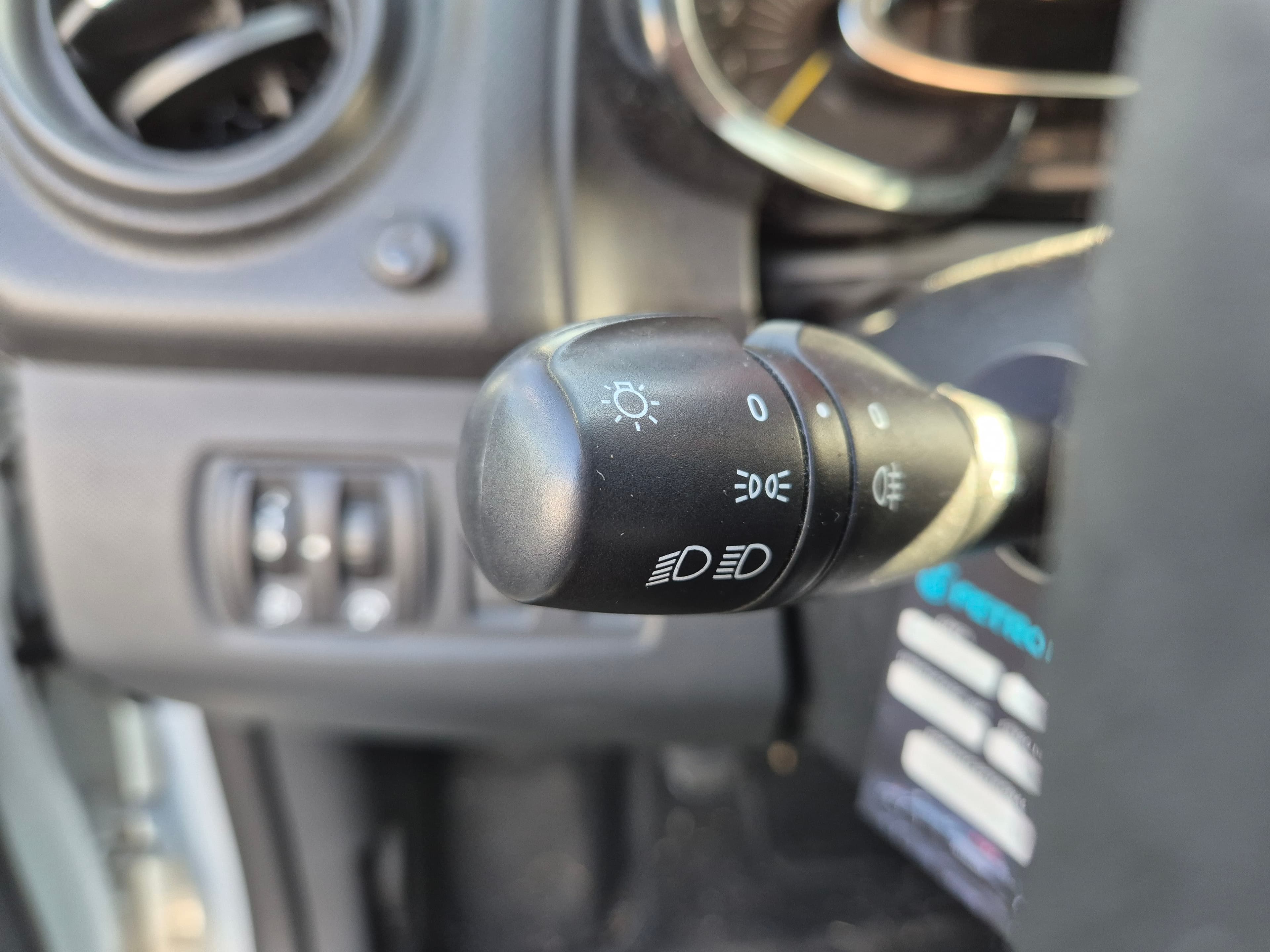 Renault Clio · Ano 2015 — imagem 22