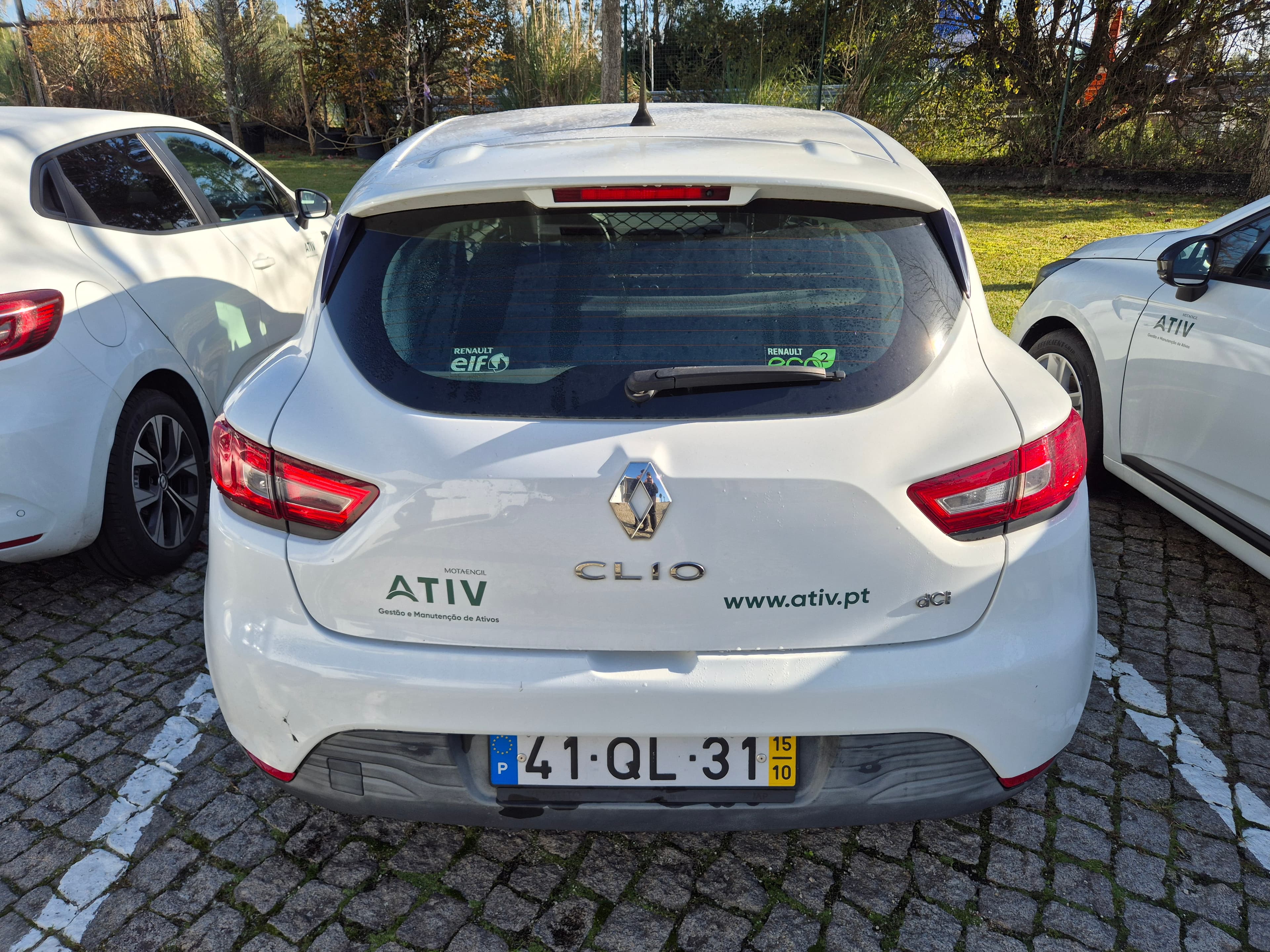 Renault Clio · Ano 2015 — imagem 5