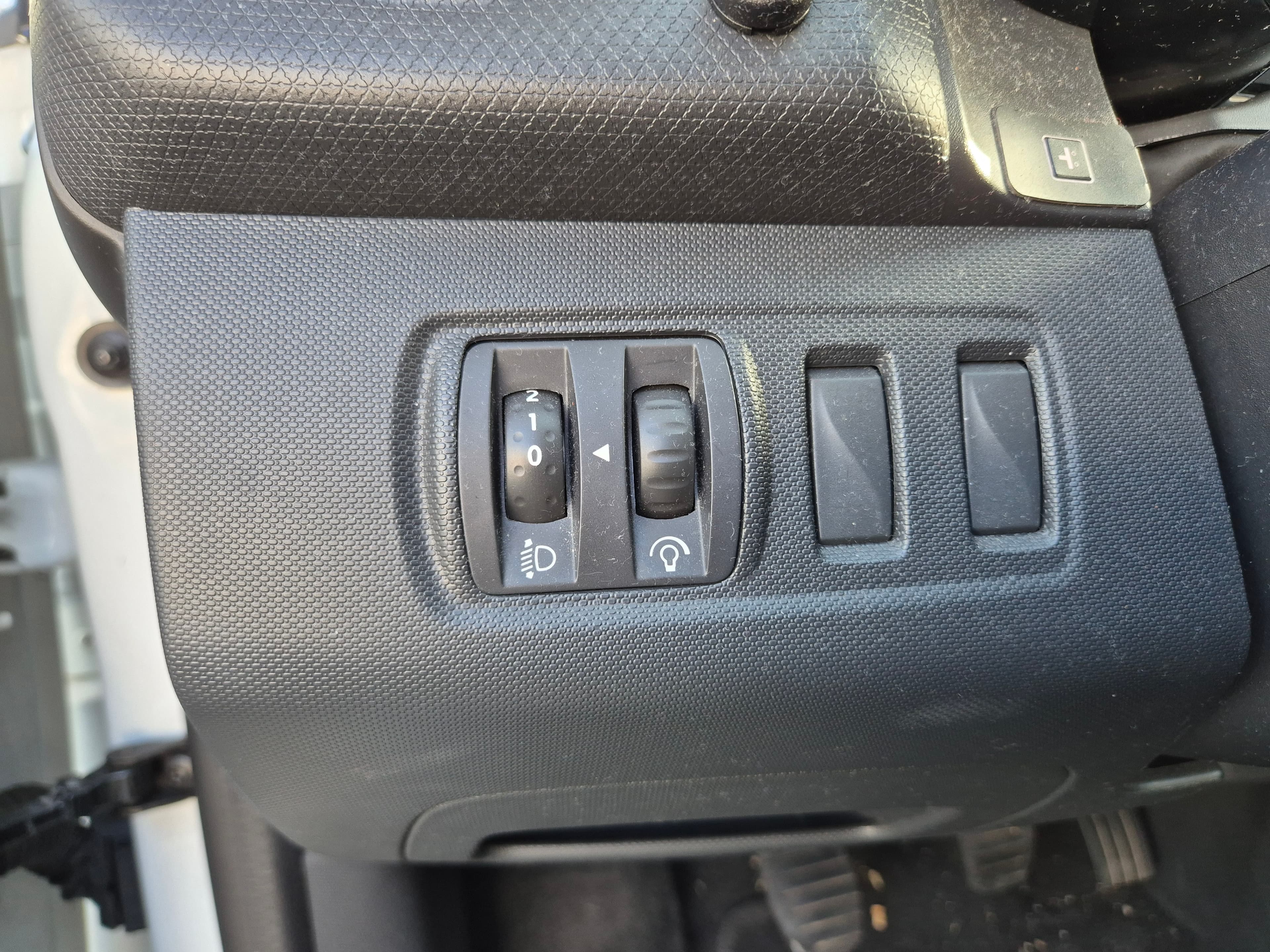 Renault Clio · Ano 2015 — imagem 21