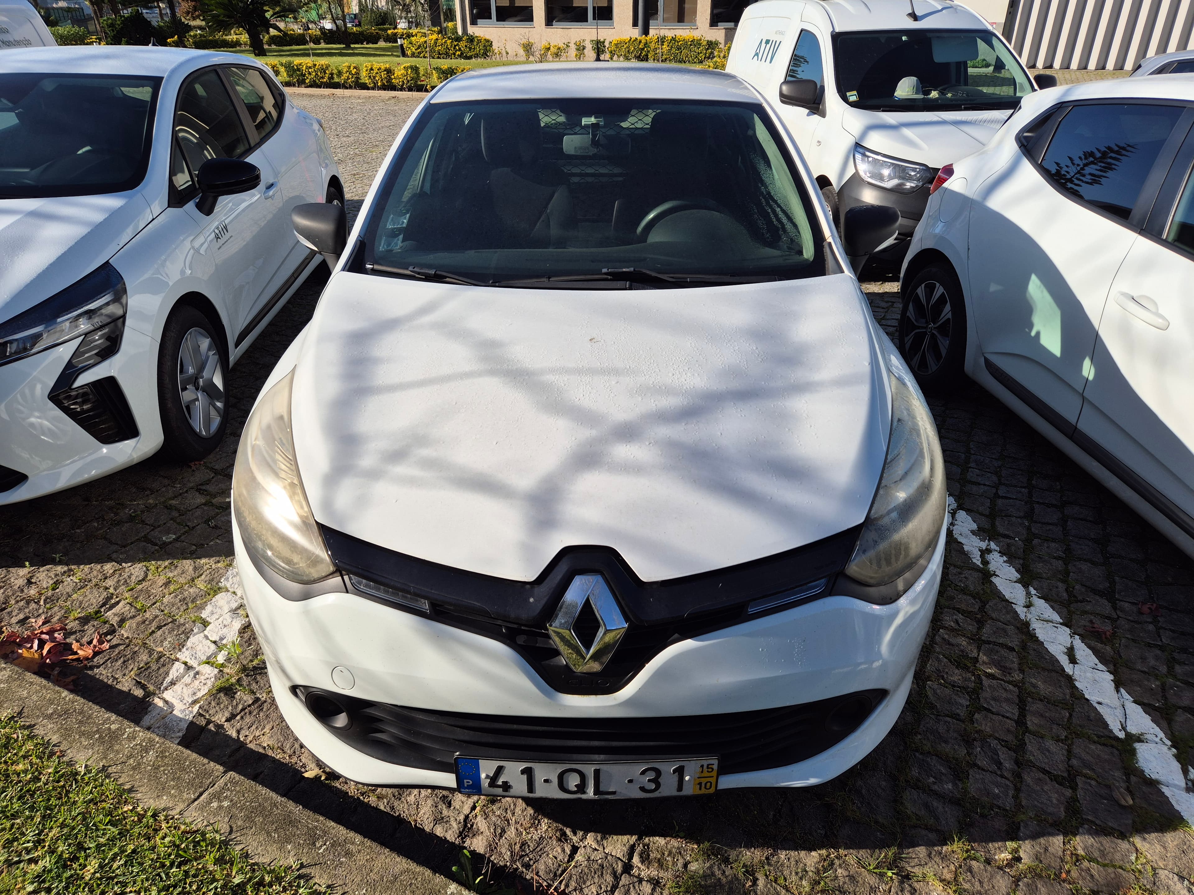 Renault Clio · Ano 2015 — imagem 2