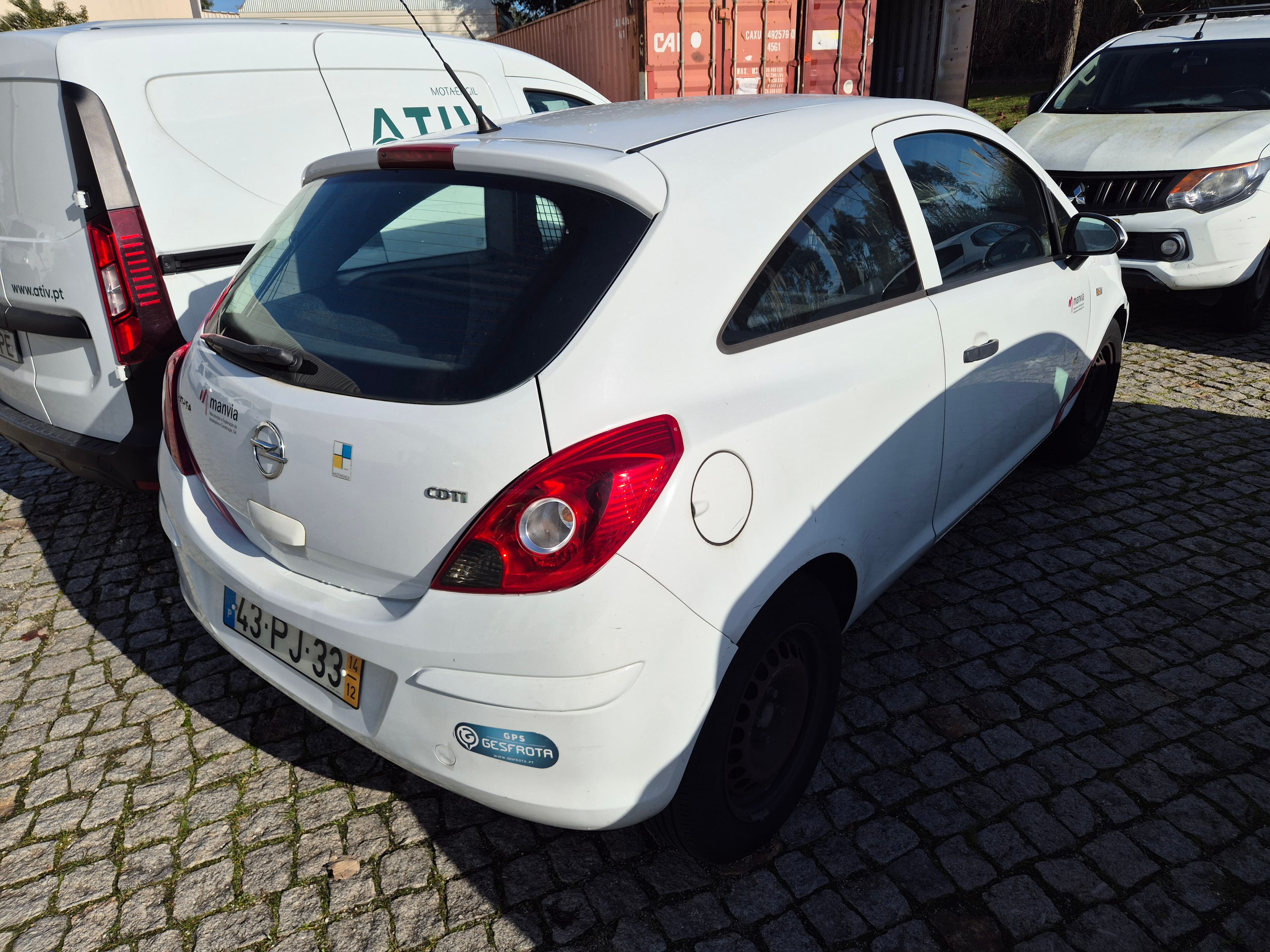Opel Corsa · Ano 2015 — imagem 4