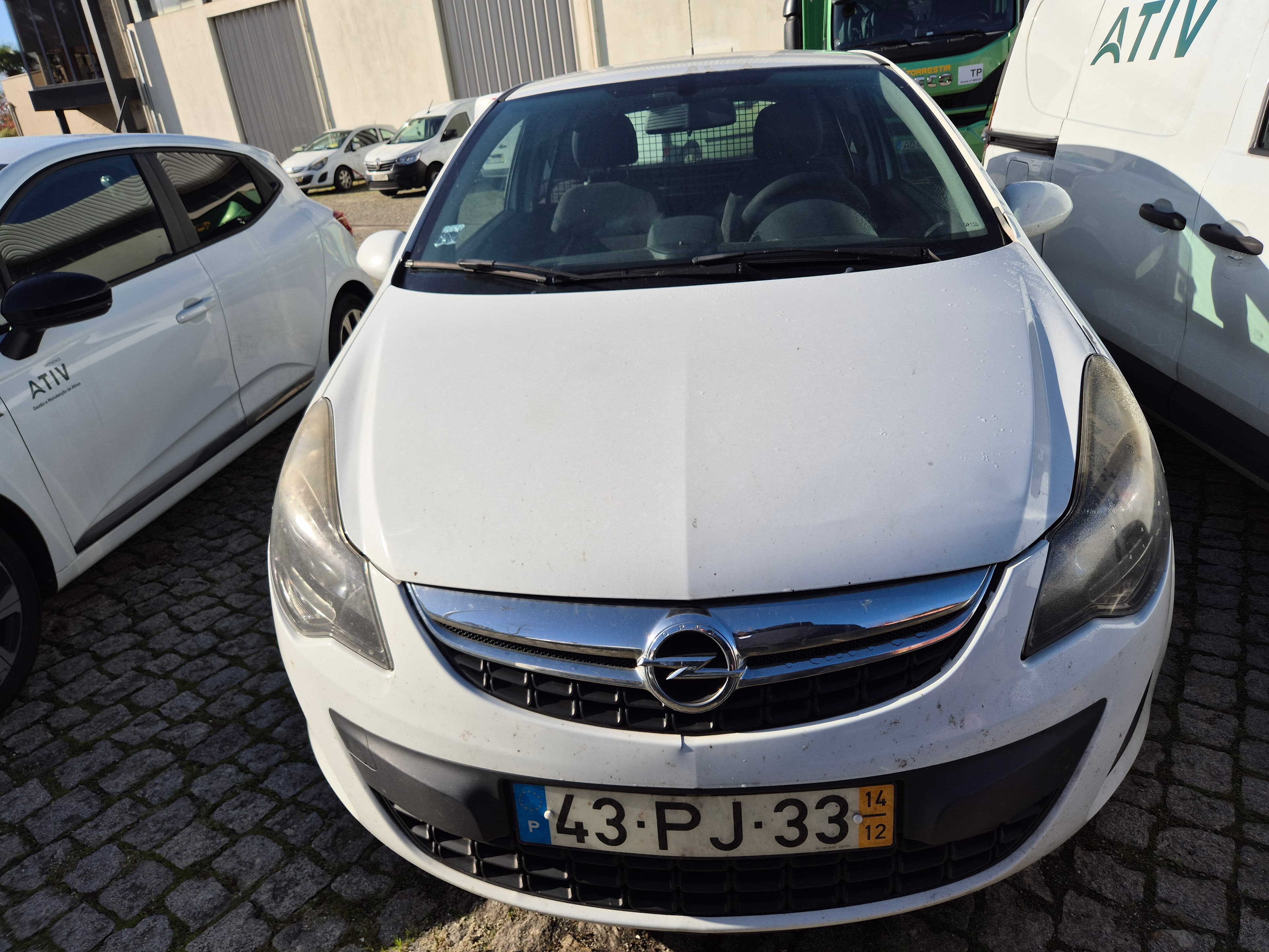 Opel Corsa · Ano 2015 — imagem 2