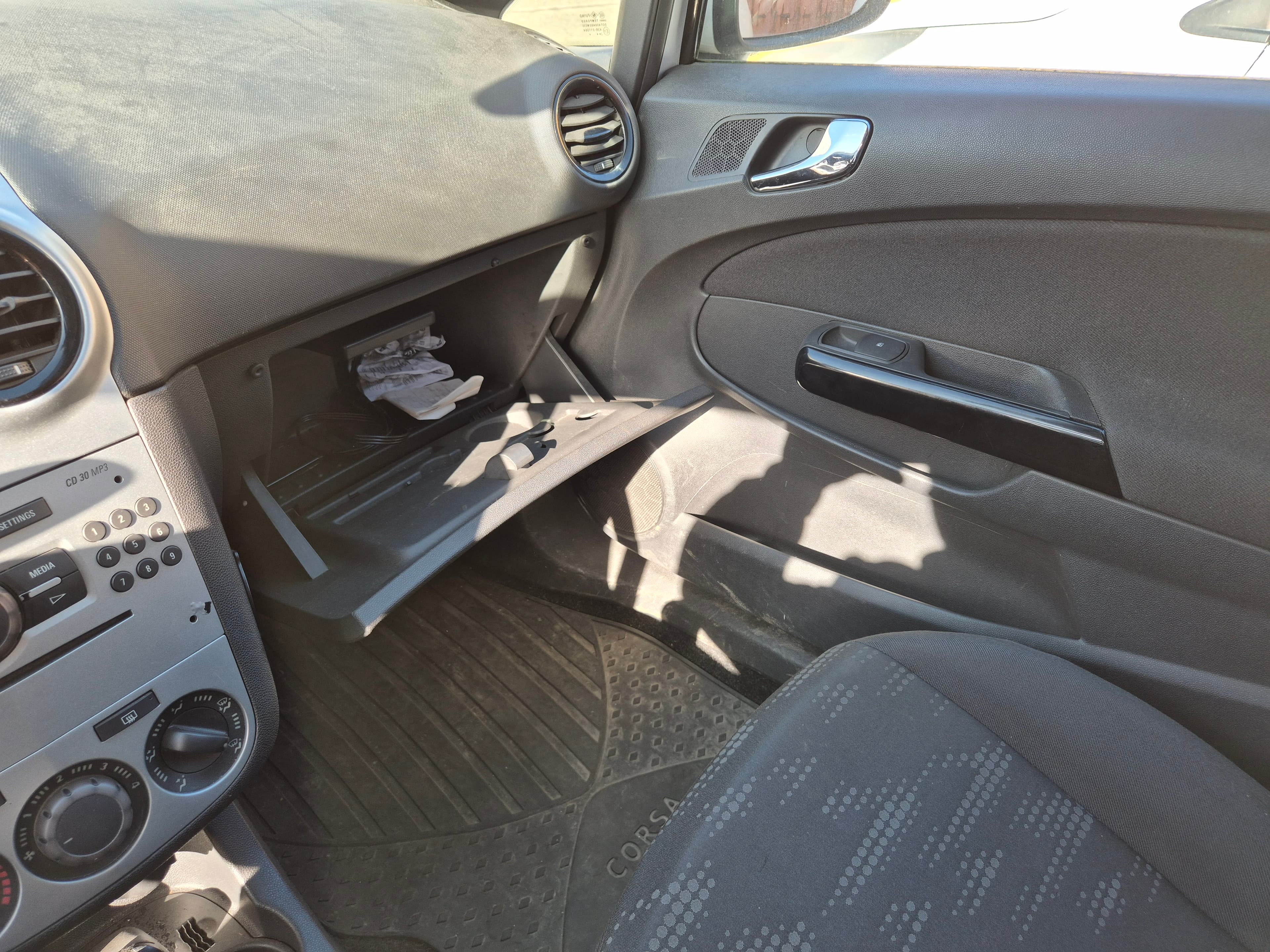 Opel Corsa · Ano 2014 — imagen 35