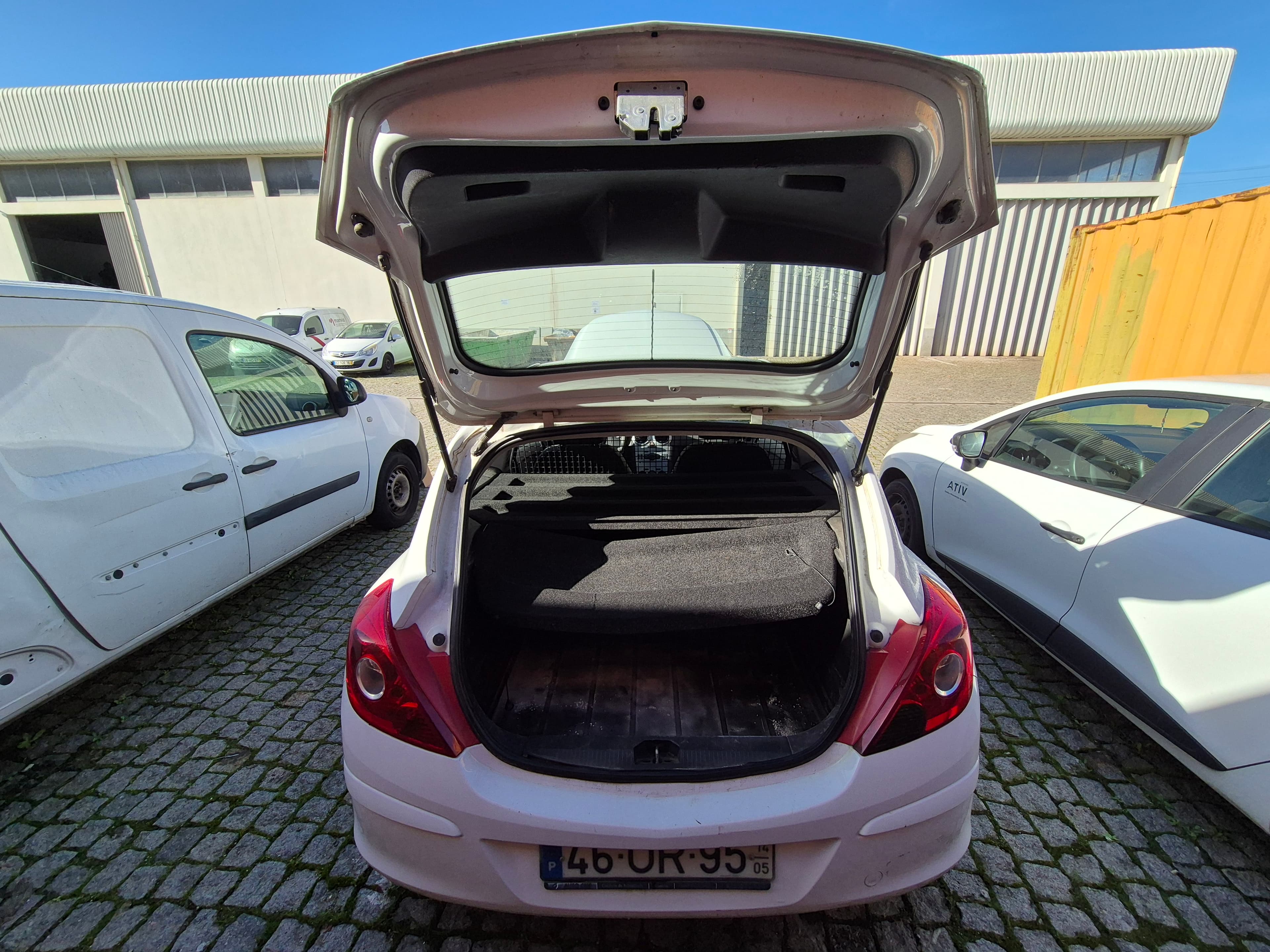 Opel Corsa · Ano 2014 — imagen 14
