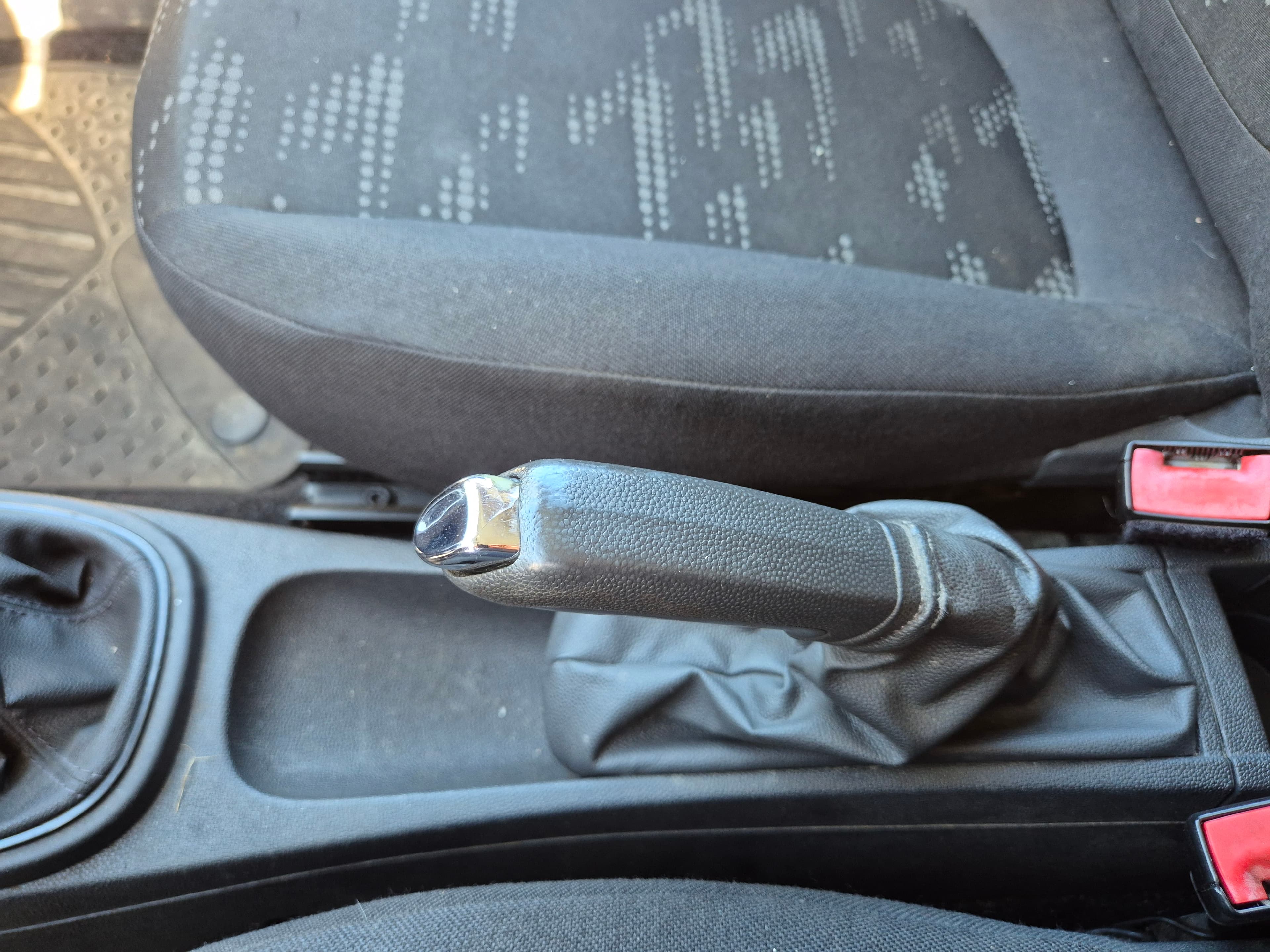 Opel Corsa · Ano 2014 — imagen 29
