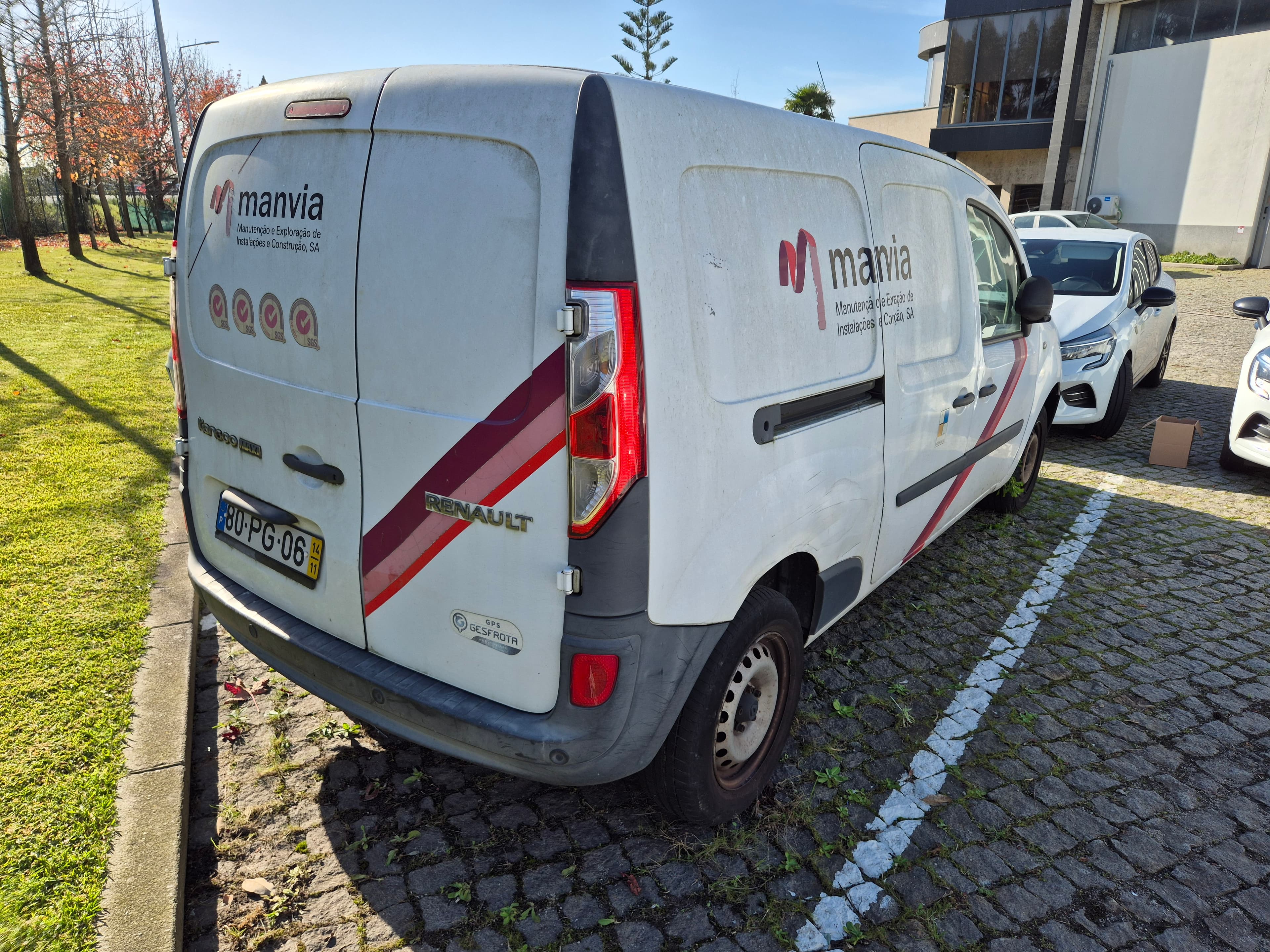Renault Kangoo · Ano 2014 — imagem 6