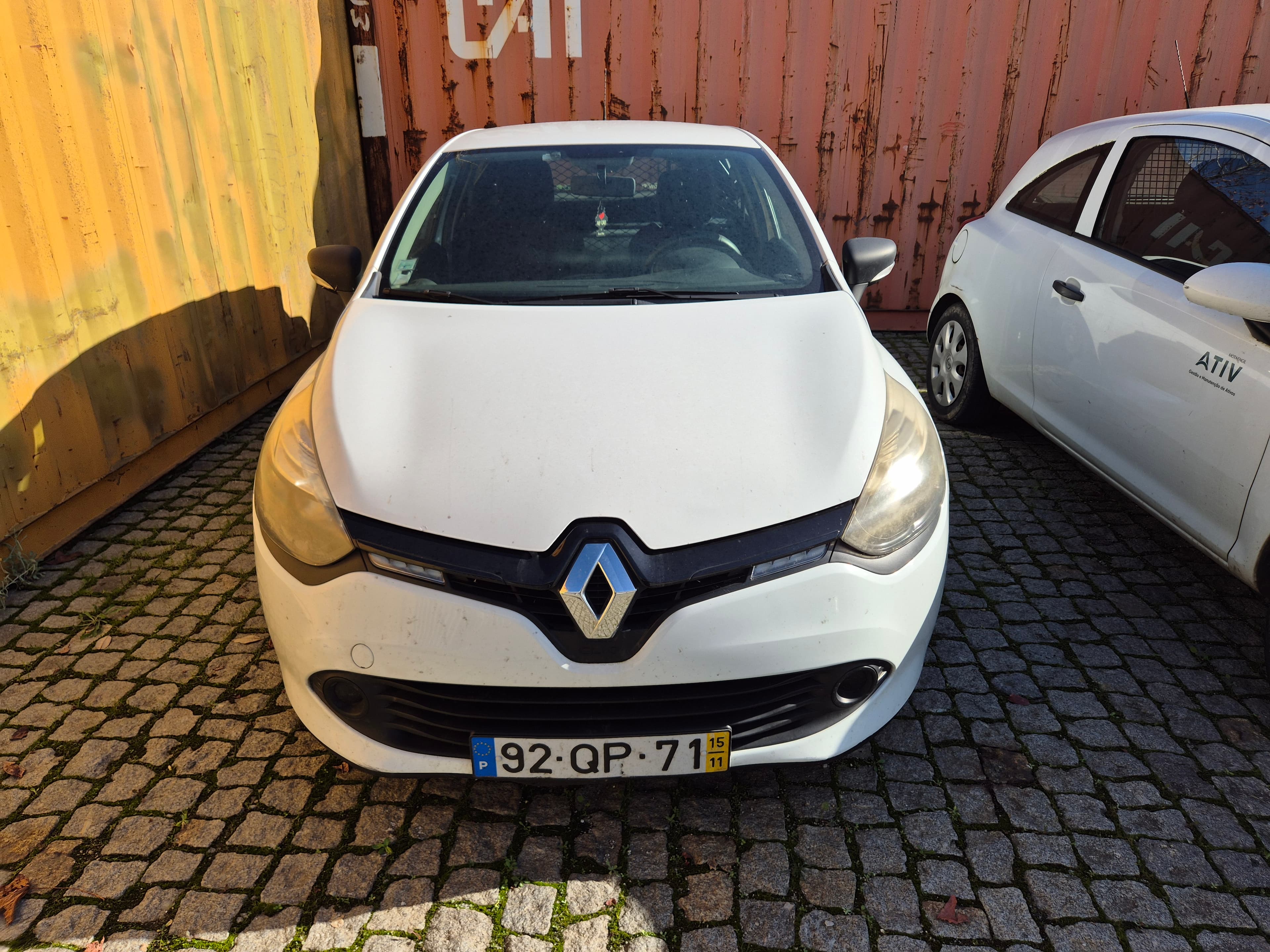 Renault Clio · Ano 2016 — imagem 2