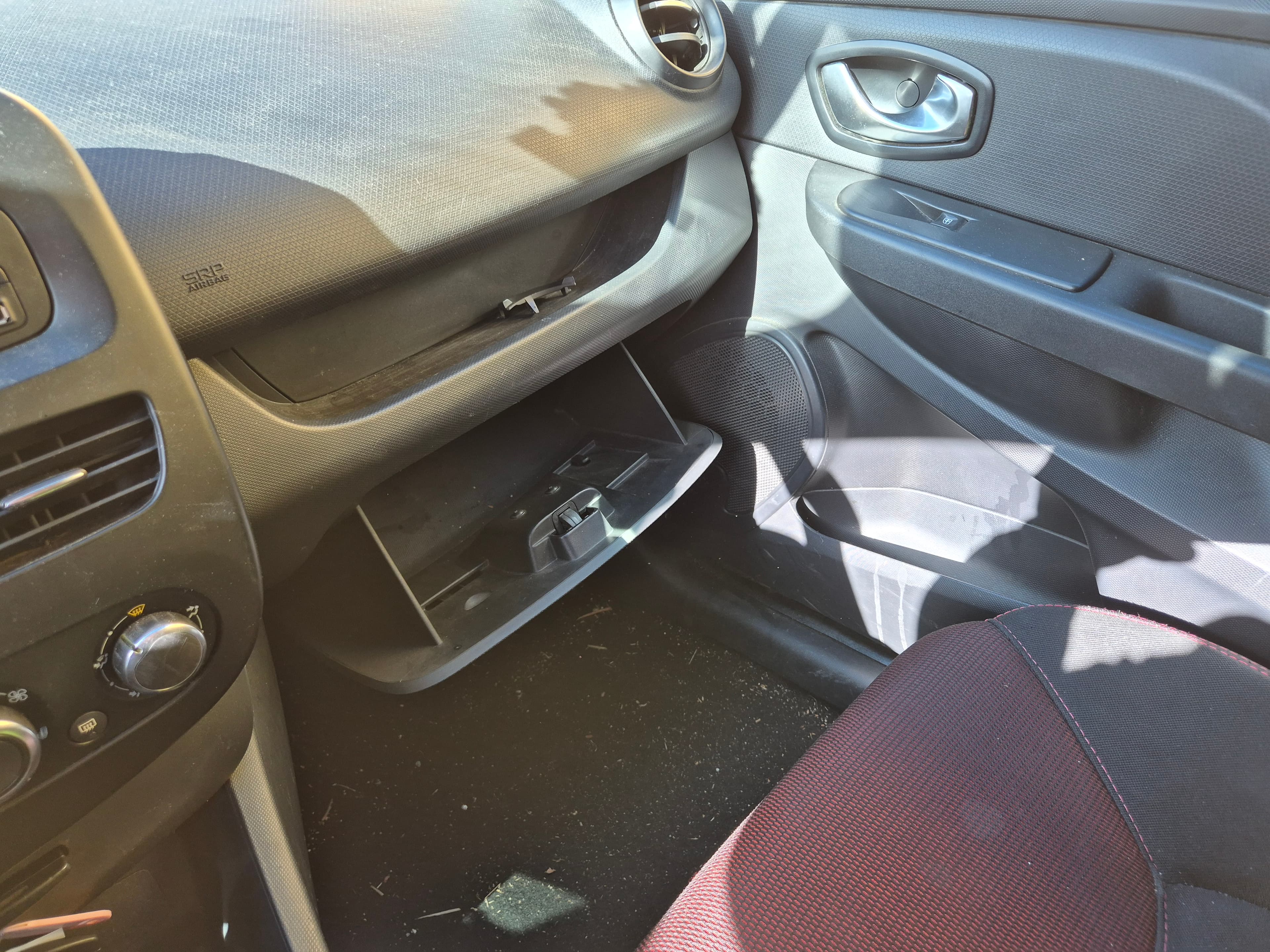 Renault Clio · Ano 2016 — imagem 43