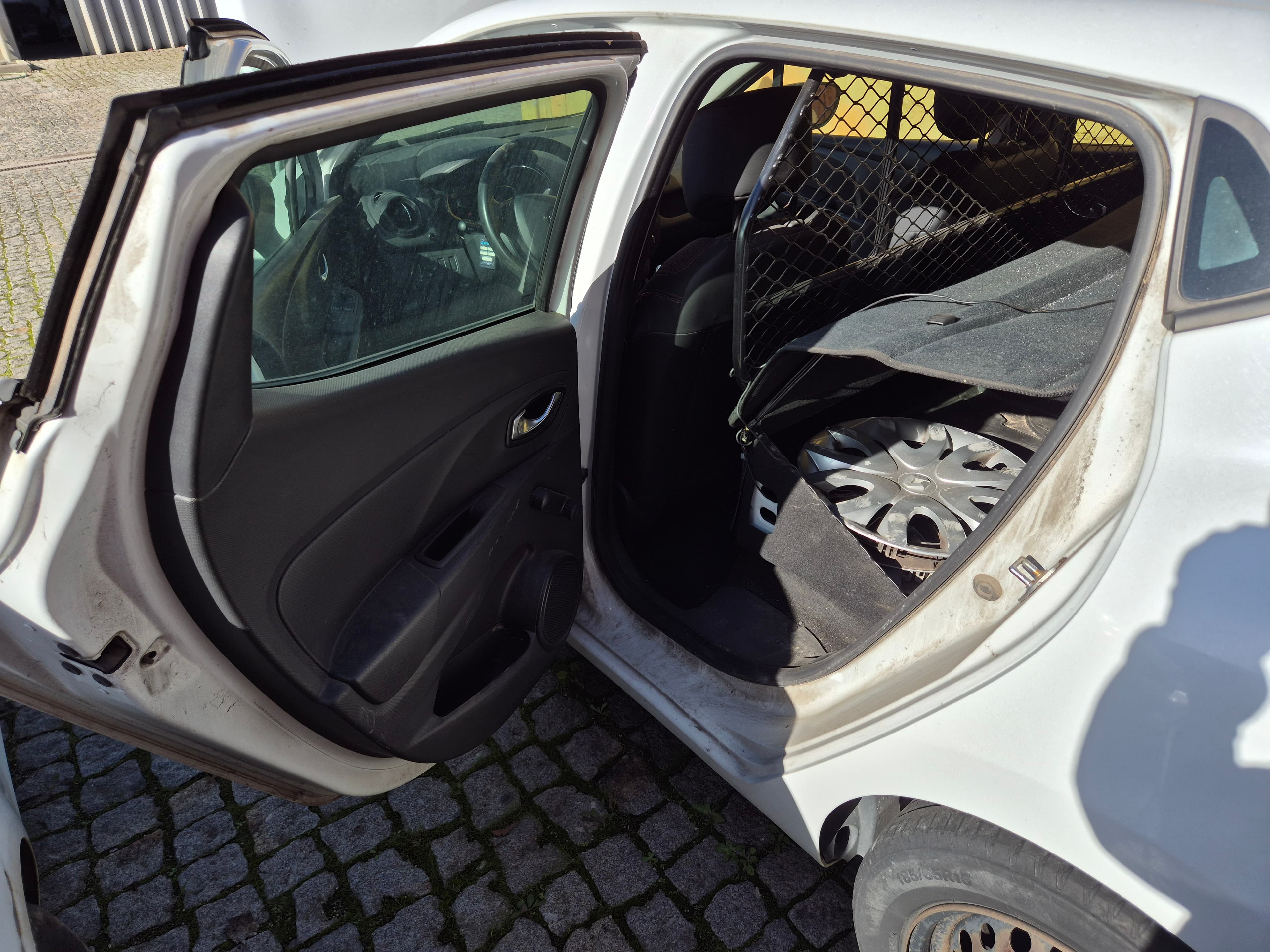 Renault Clio · Ano 2016 — imagem 22