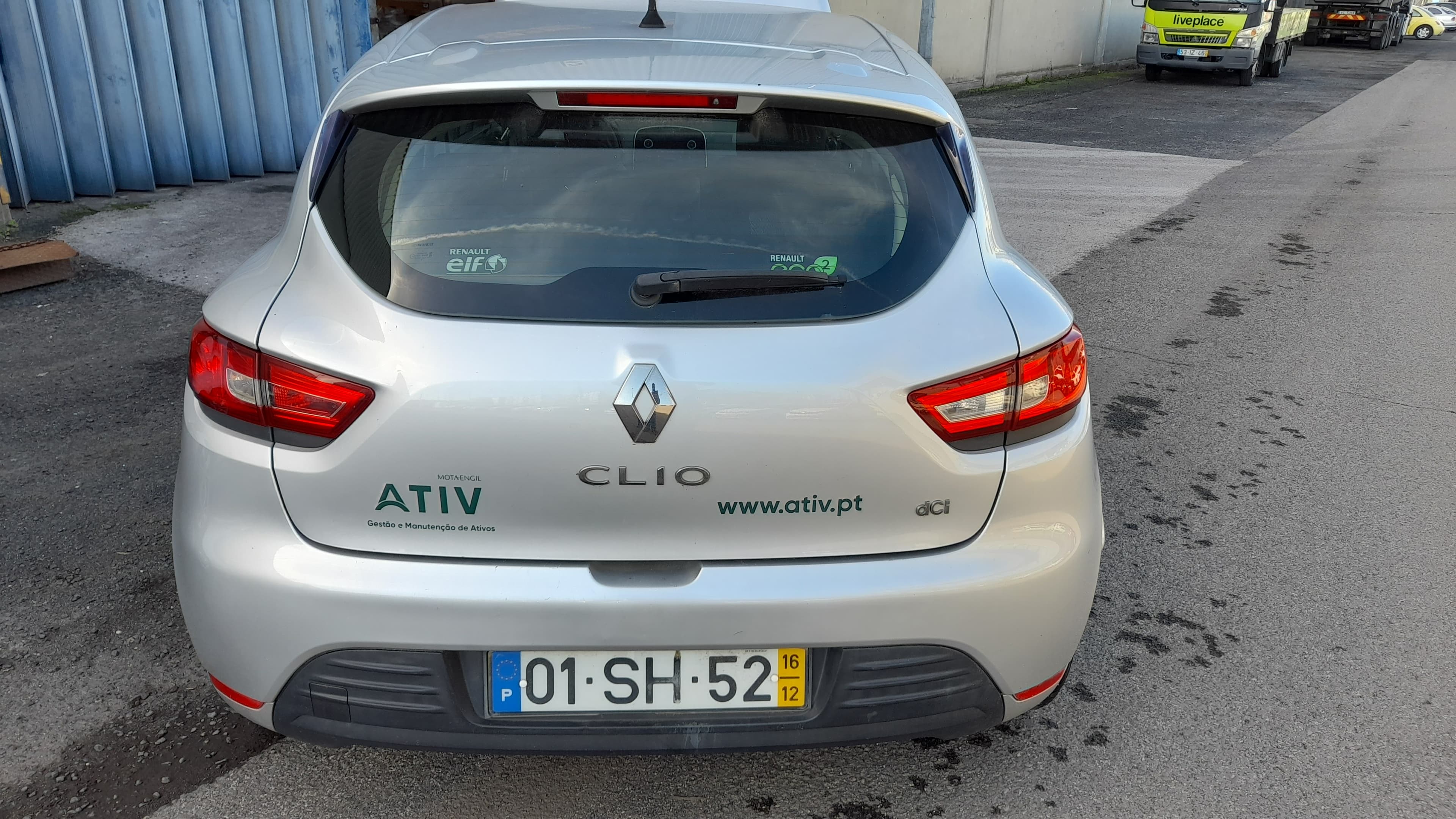Renault Clio Dynamique S 1.5 DCi · Ano 2016 — imagem 7