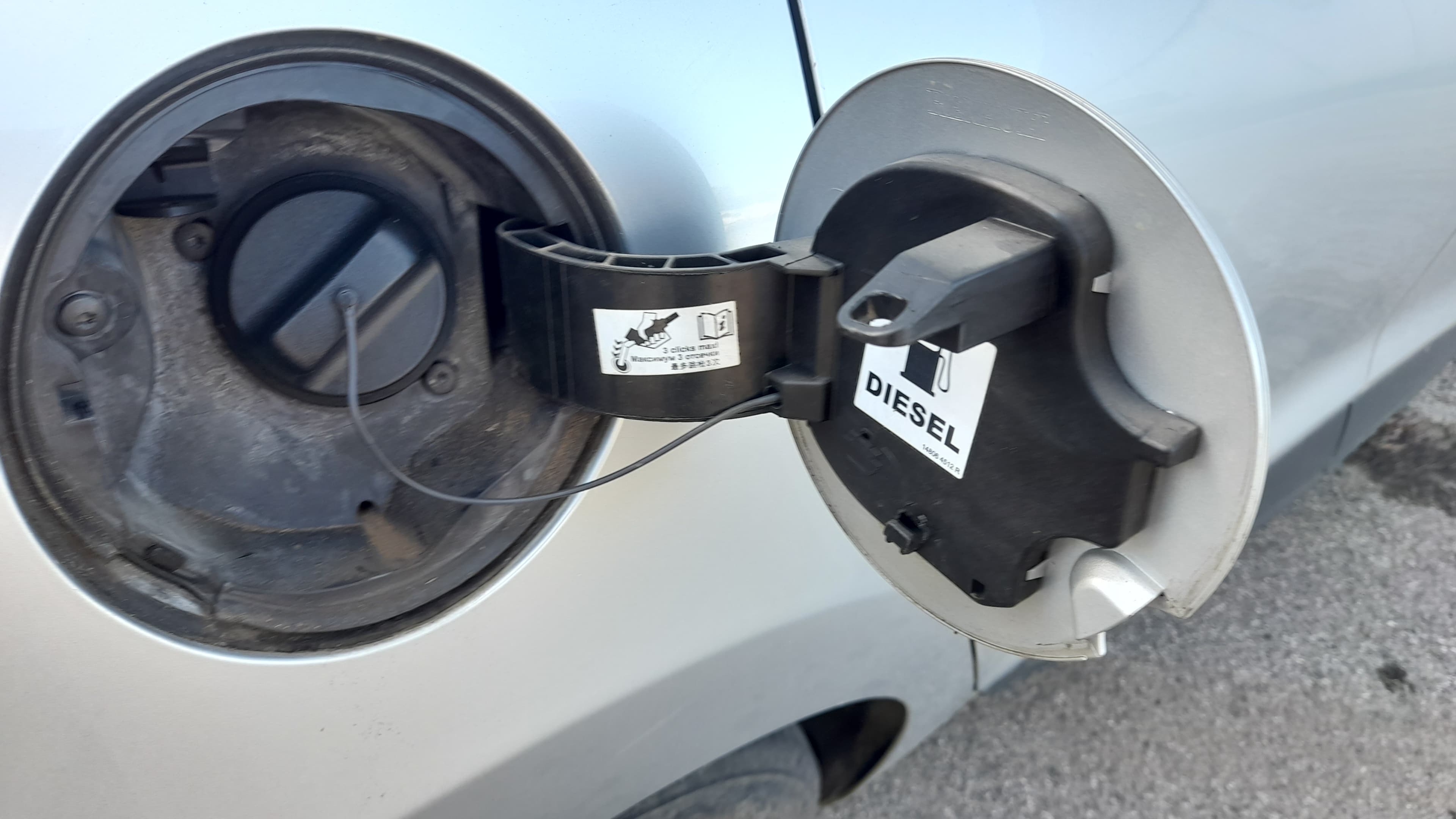 Renault Clio Dynamique S 1.5 DCi · Ano 2016 — imagem 11