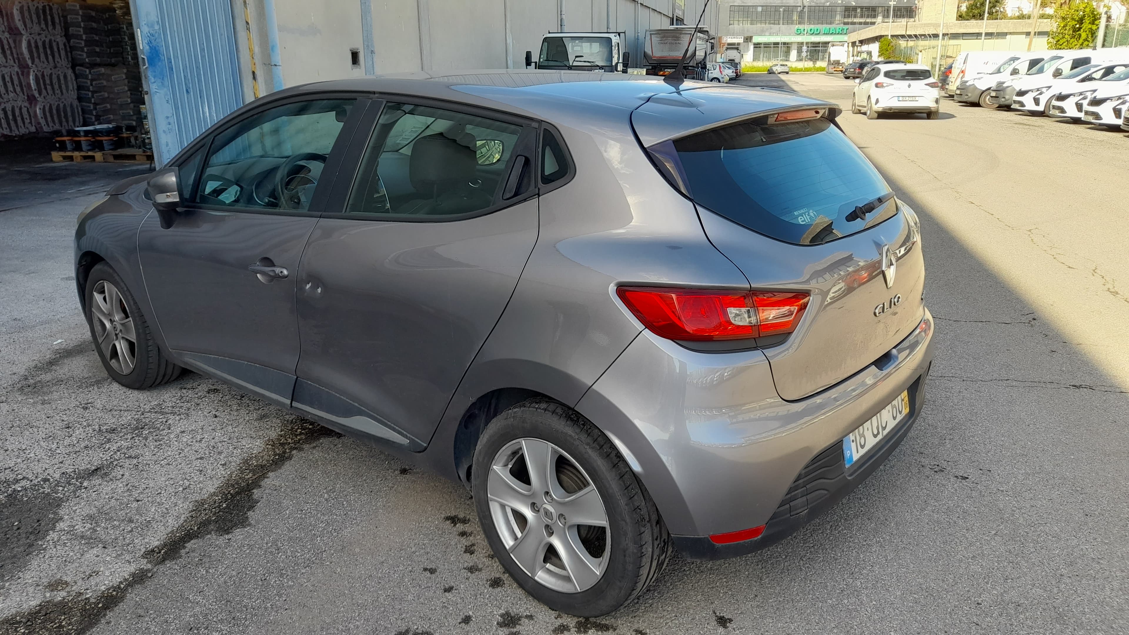 Renault Clio Dynamique S 1.5 DCi · Ano 2015 — imagen 6