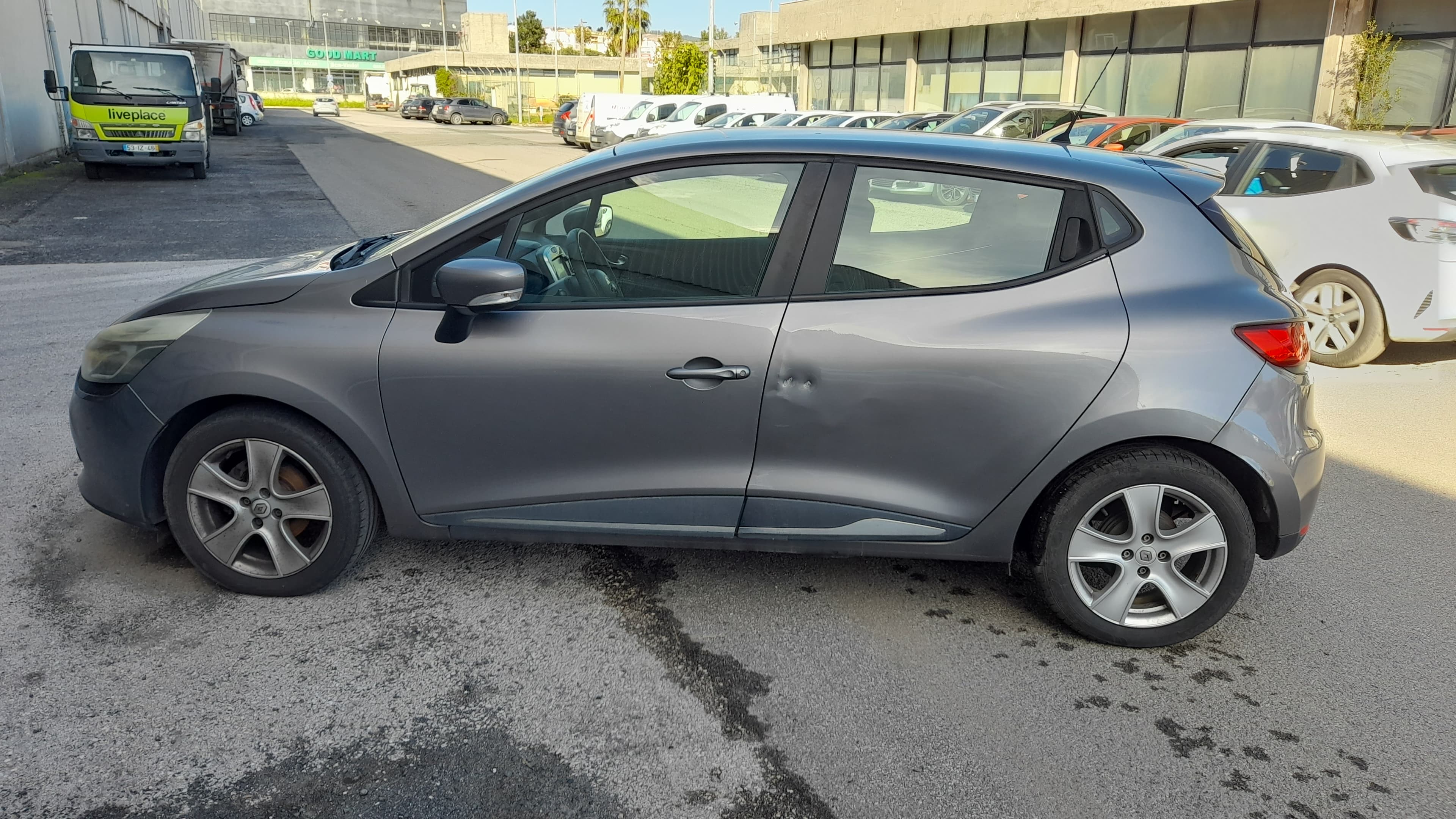Renault Clio Dynamique S 1.5 DCi · Ano 2015 — imagen 4