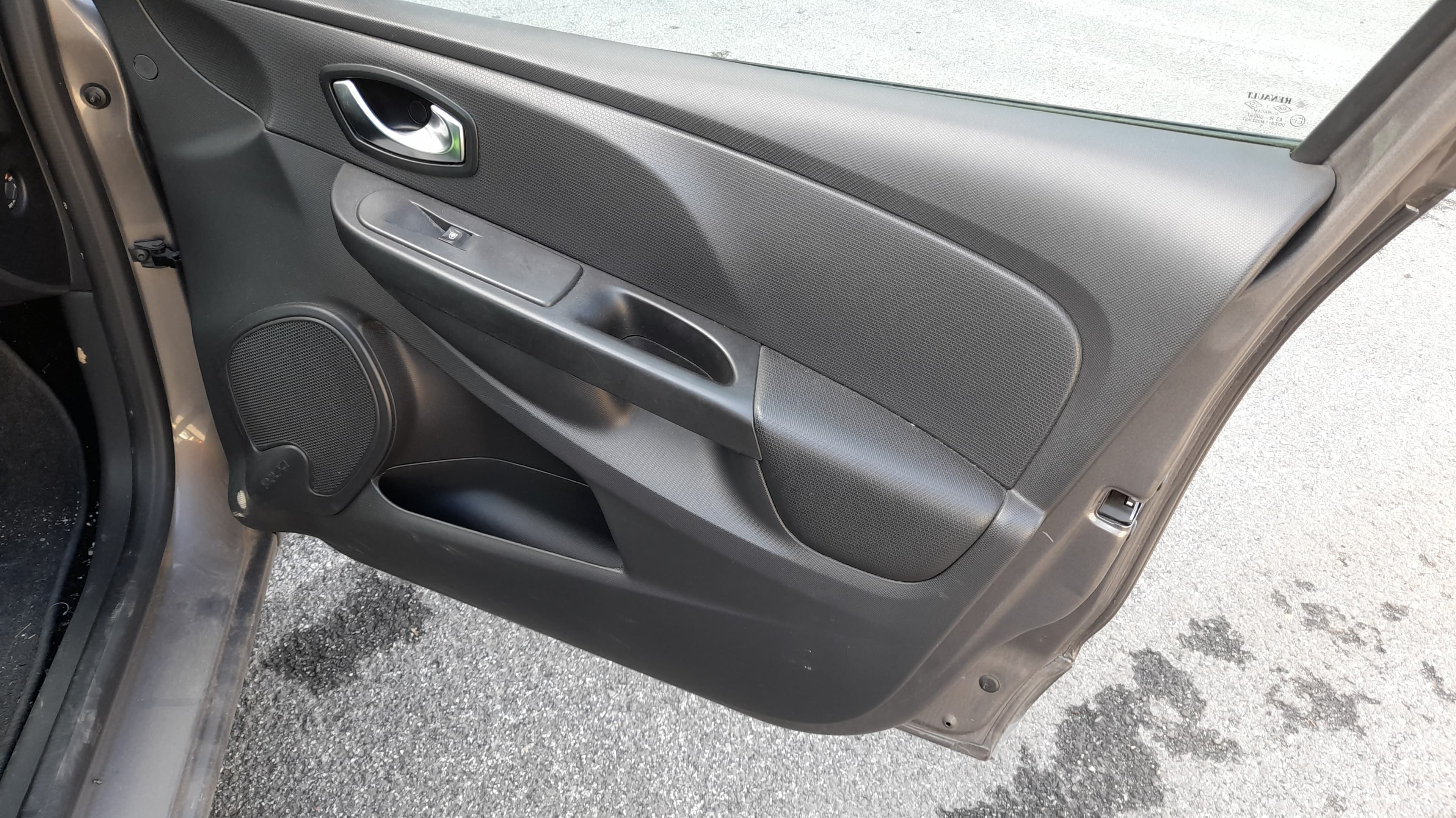 Renault Clio Dynamique S 1.5 DCi · Ano 2015 — imagen 20