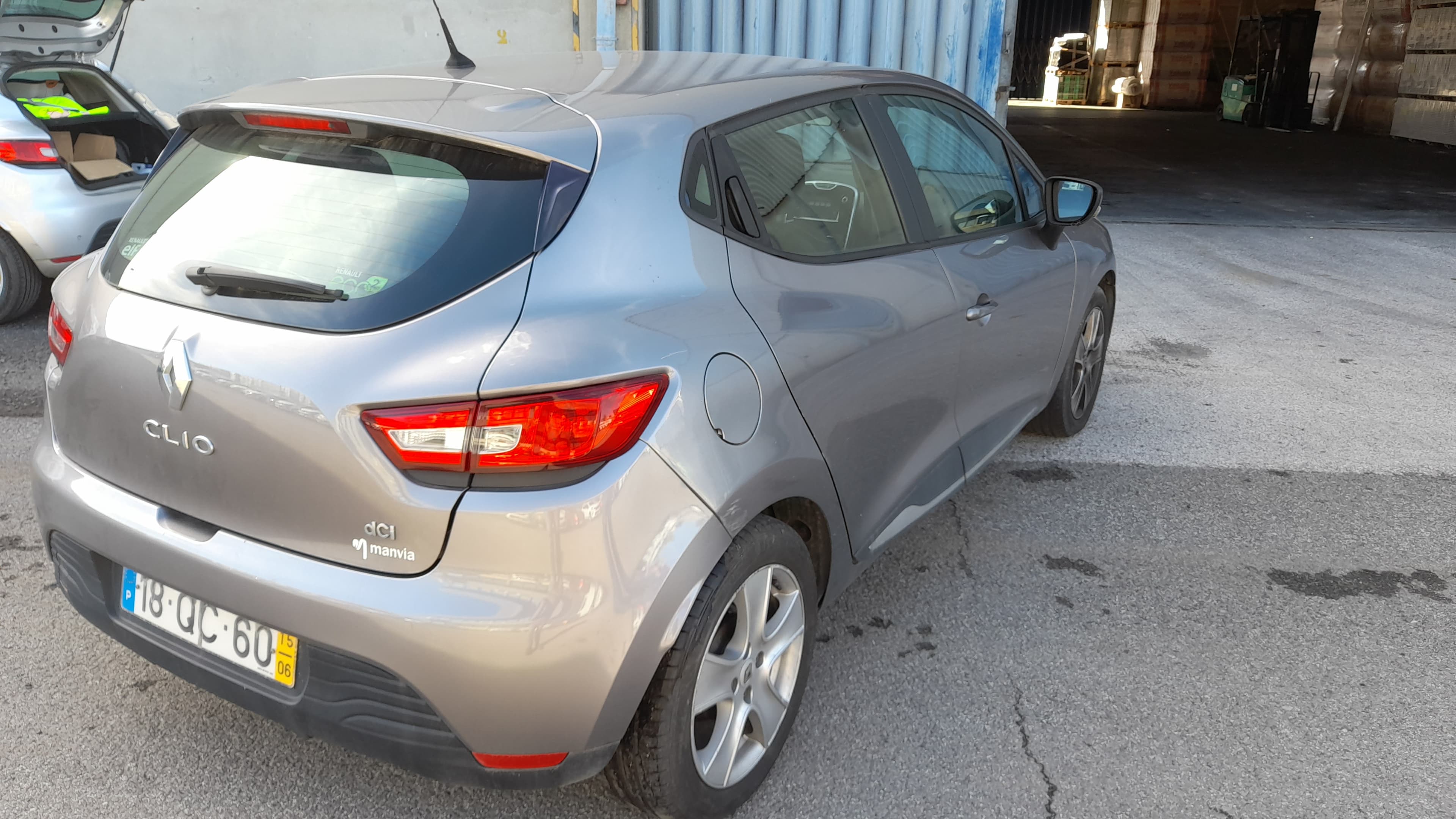 Renault Clio Dynamique S 1.5 DCi · Ano 2015 — imagen 8