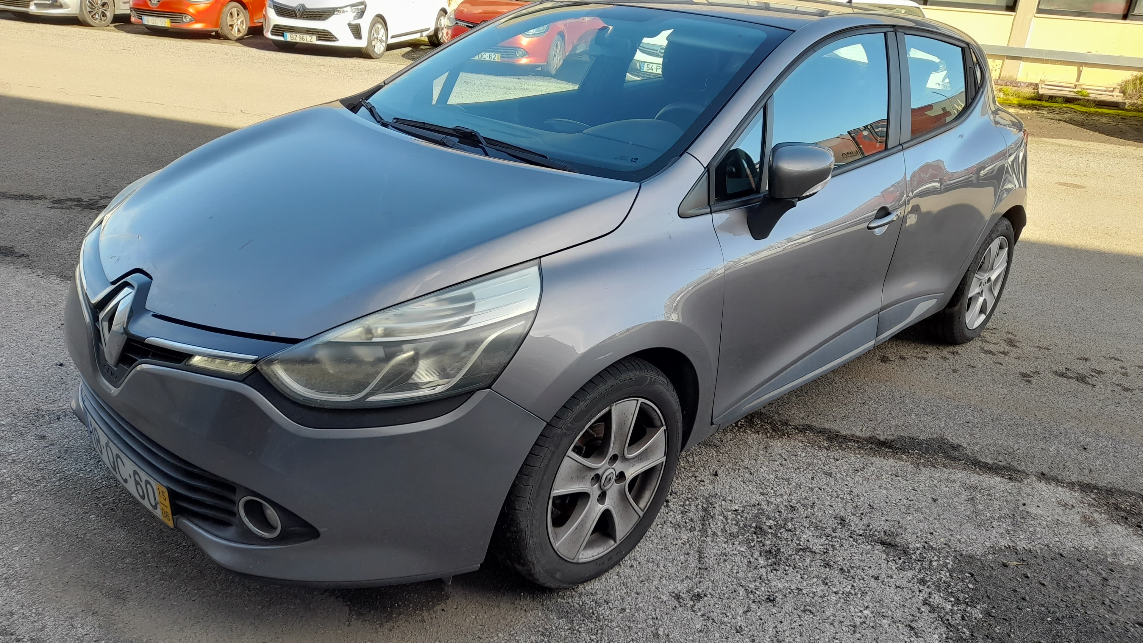 Renault Clio Dynamique S 1.5 DCi · Ano 2015 — imagen 1