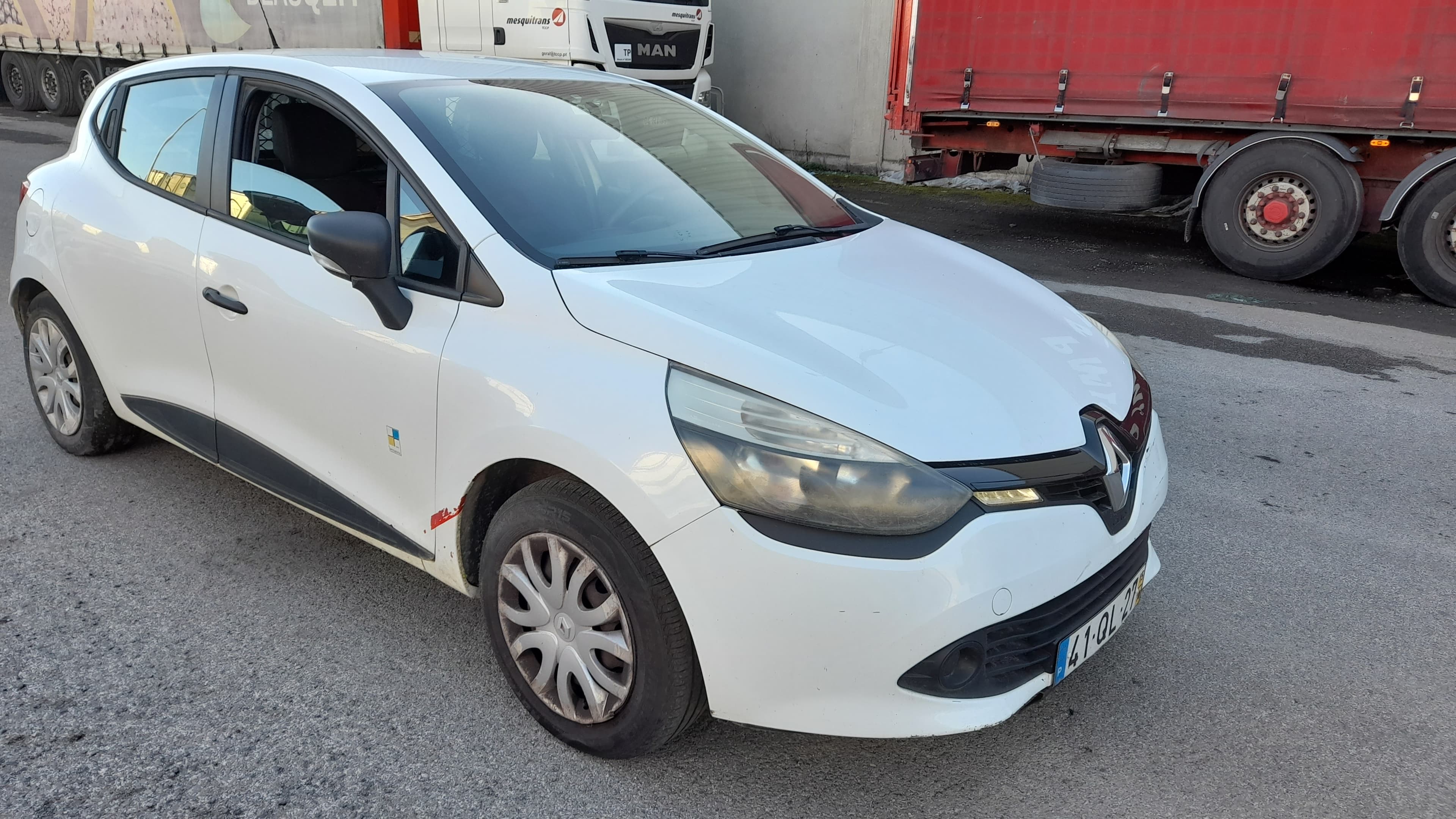 Renault Clio Societé Van 1.5 DCi · Ano 2015 — image 1