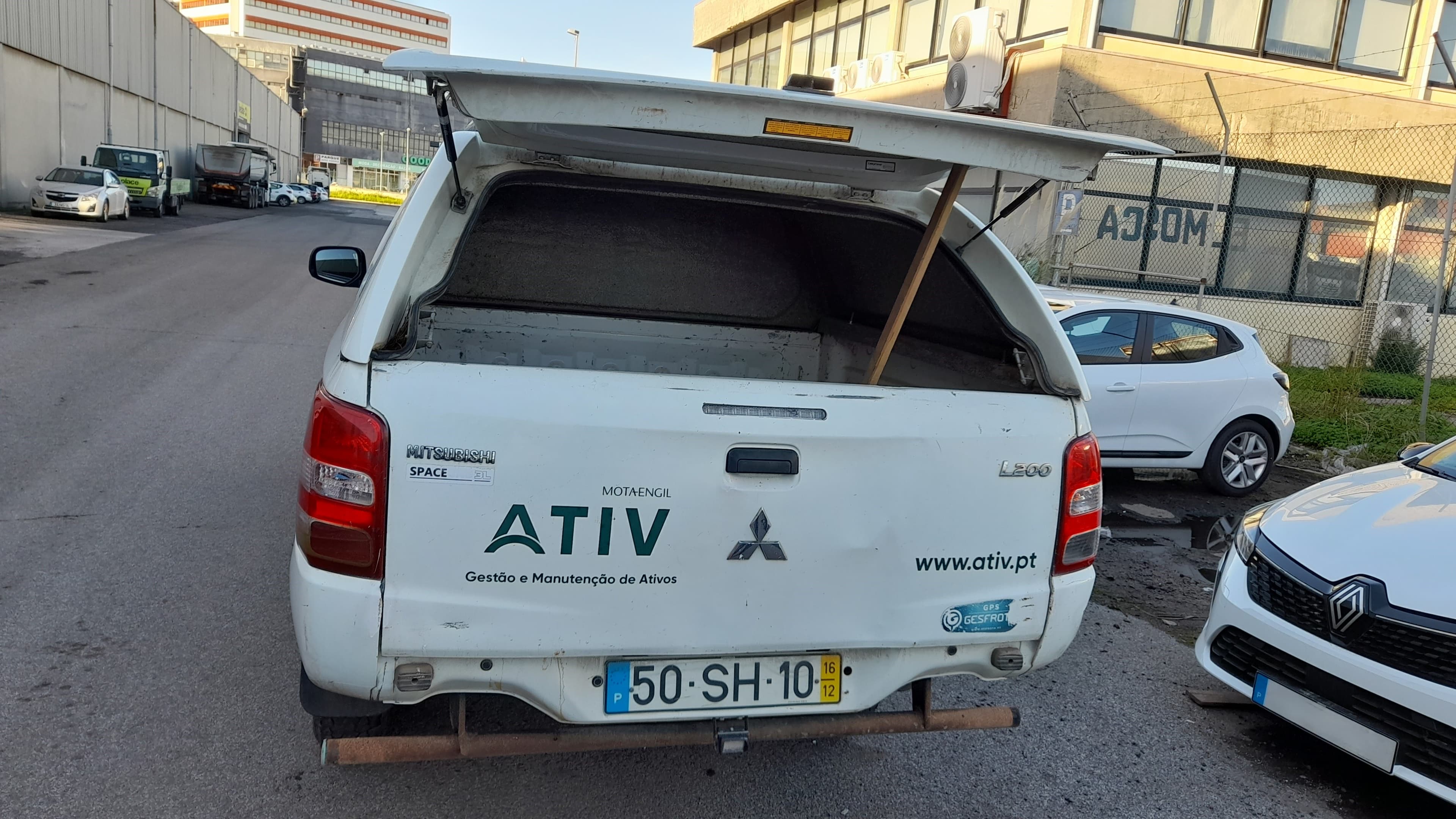 Mitsubishi L200 CD 2.4 DI-D · Año 2017 — imagen 8