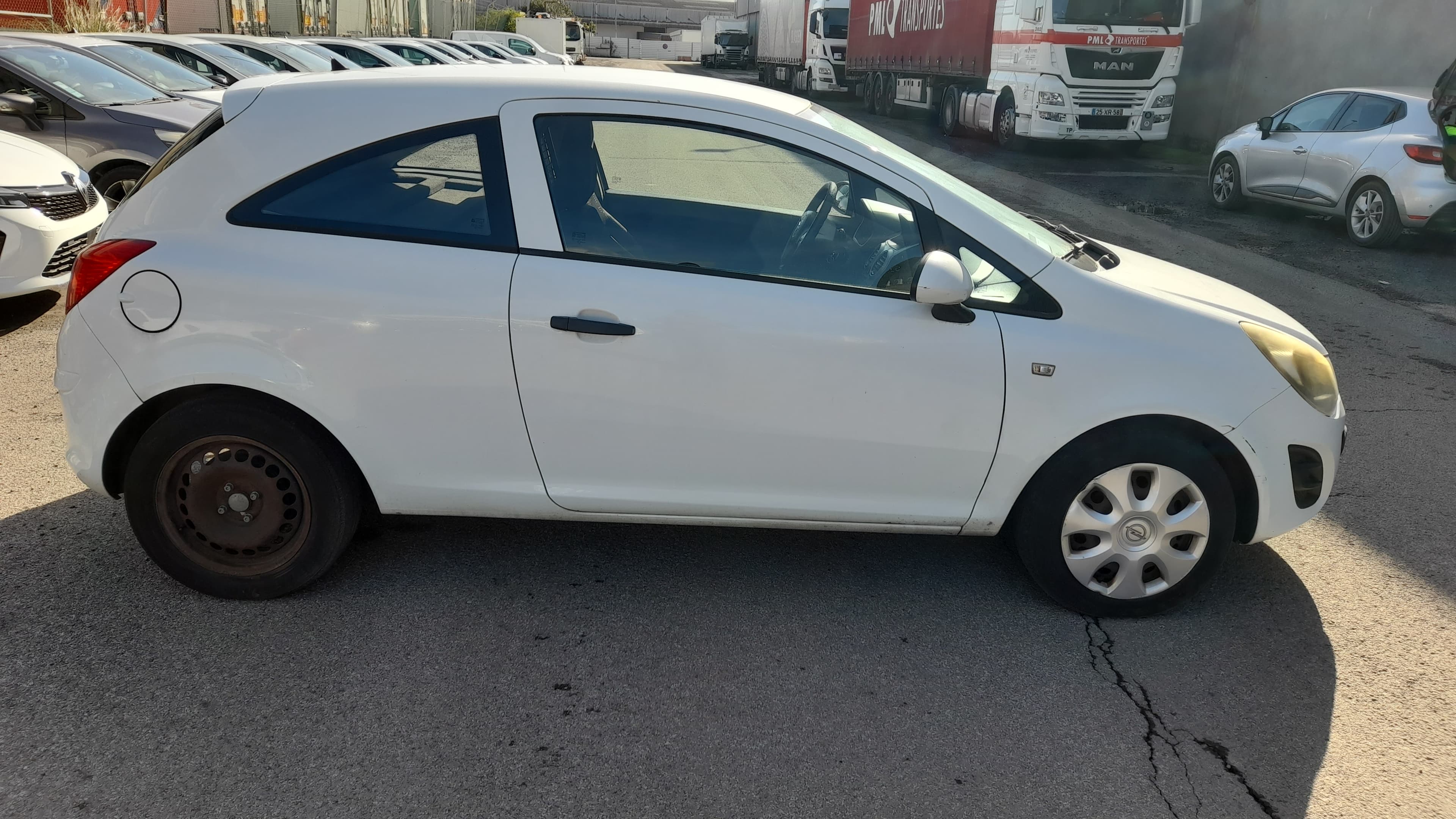 Opel Corsa Van 1.3 CDTi · Année 2014 — image 5