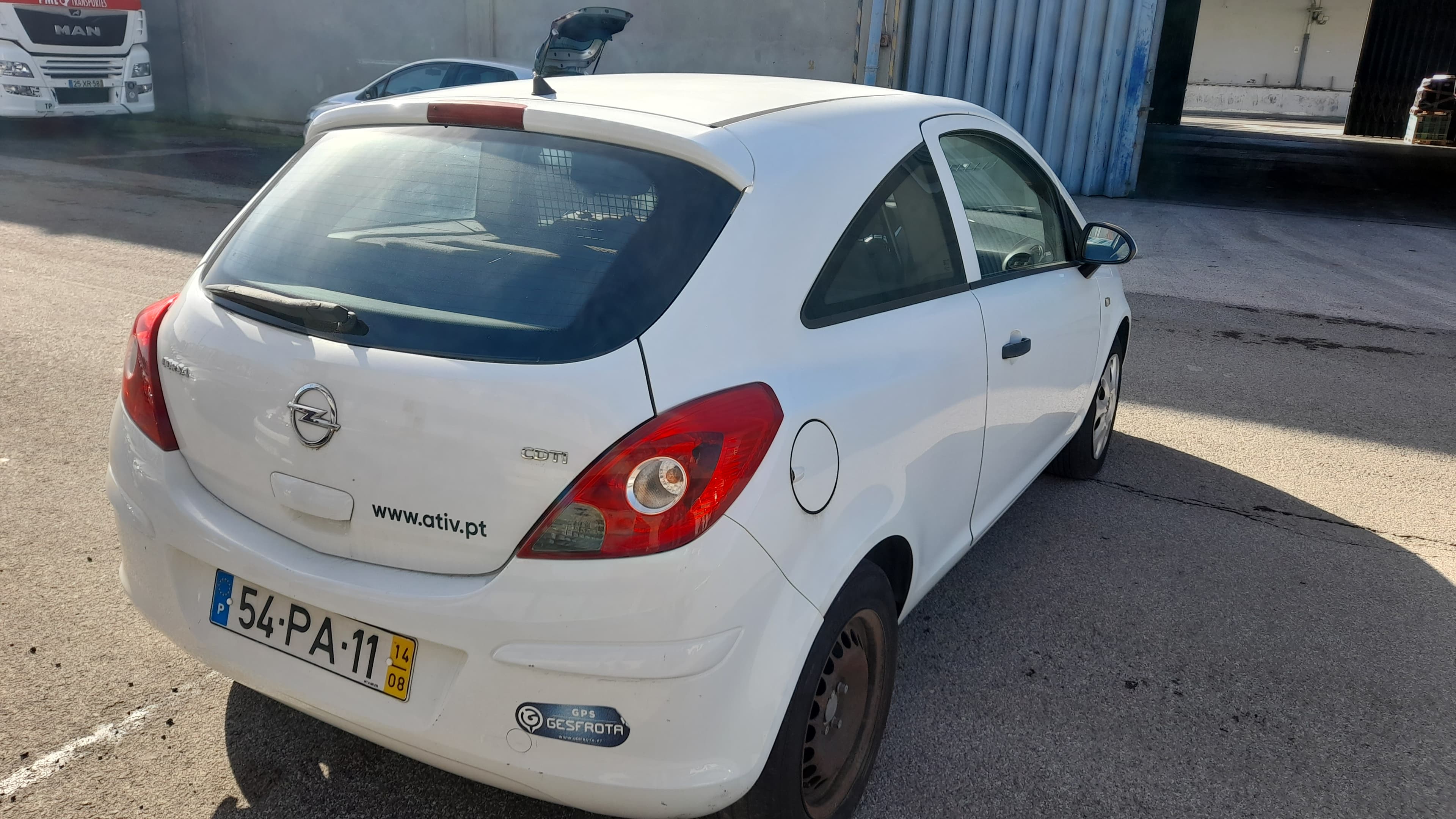 Opel Corsa Van 1.3 CDTi · Année 2014 — image 8