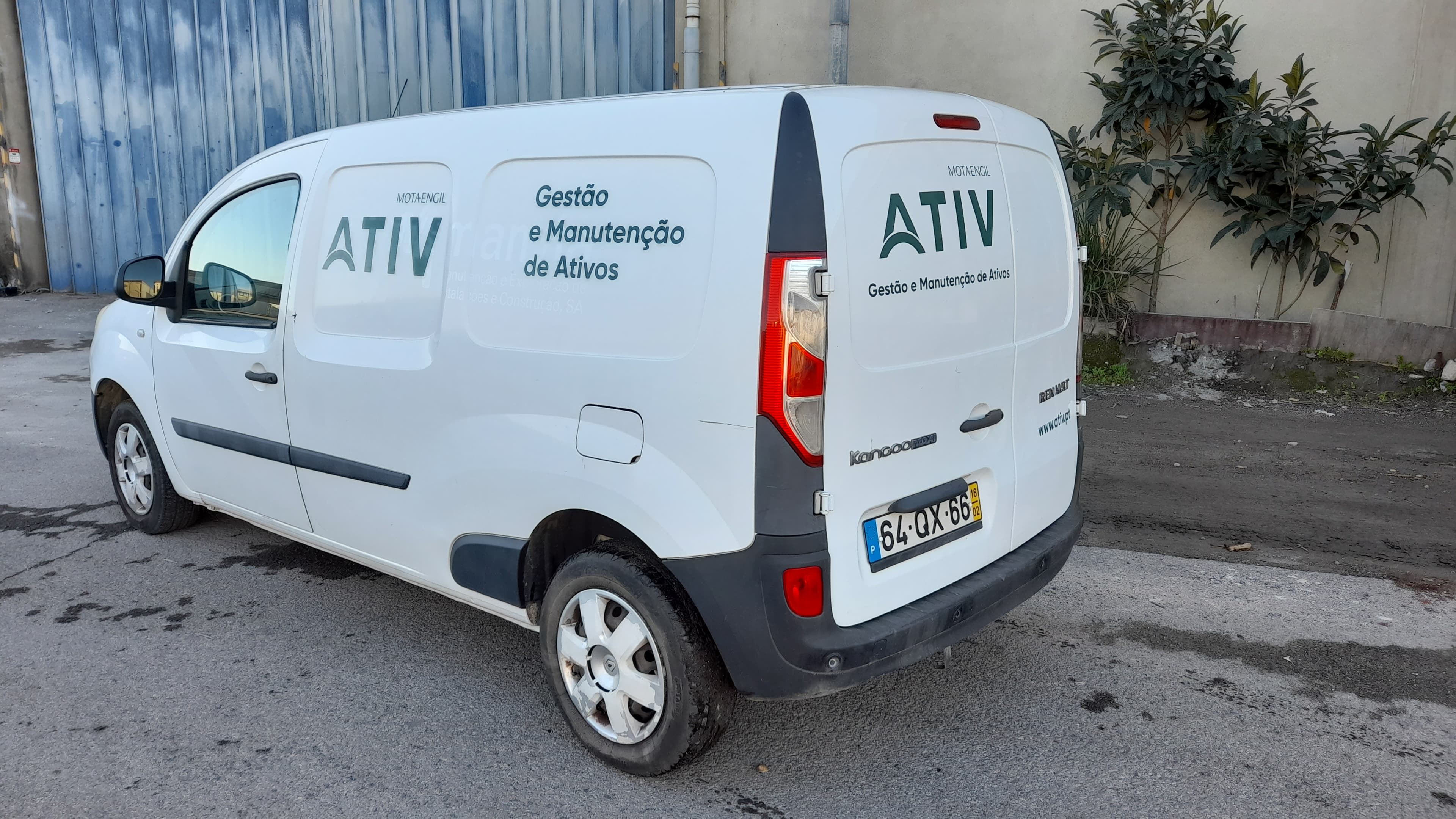 Renault Kangoo Maxi Business 1.5 DCi · Ano 2016 — imagem 6